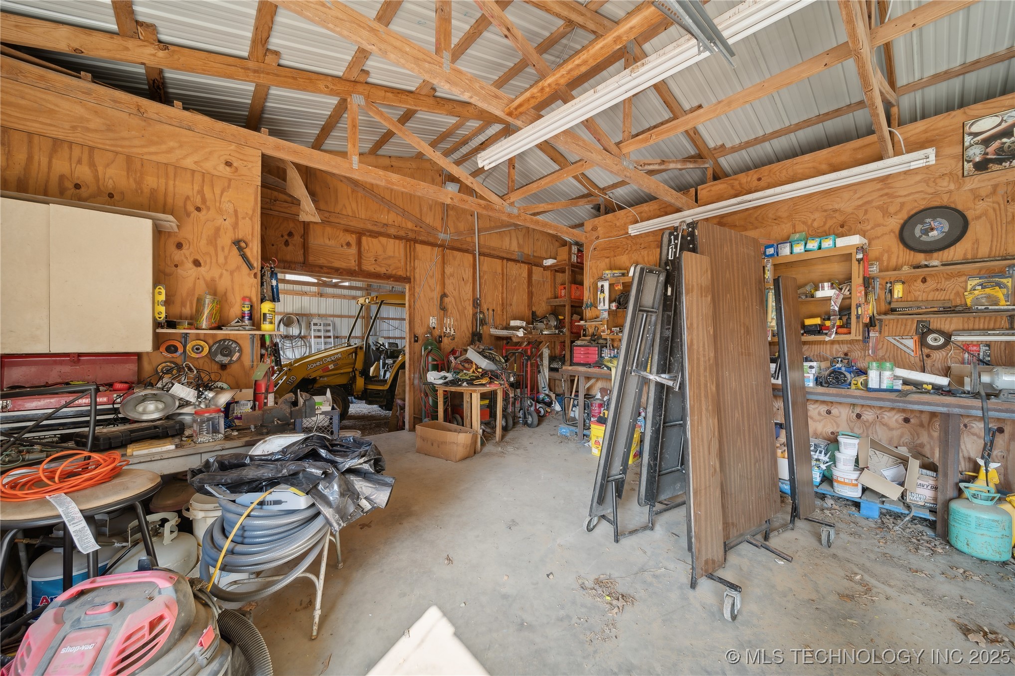 109218 S 4030 Road Henryetta OK 74437
