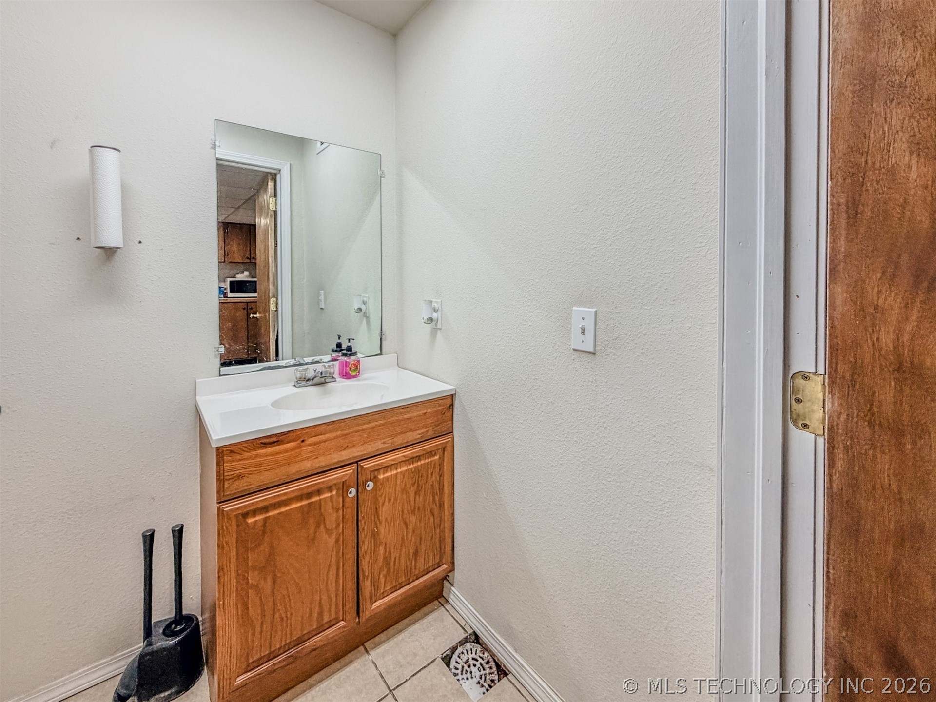 526 S Muskogee Avenue Tahlequah OK 74464
