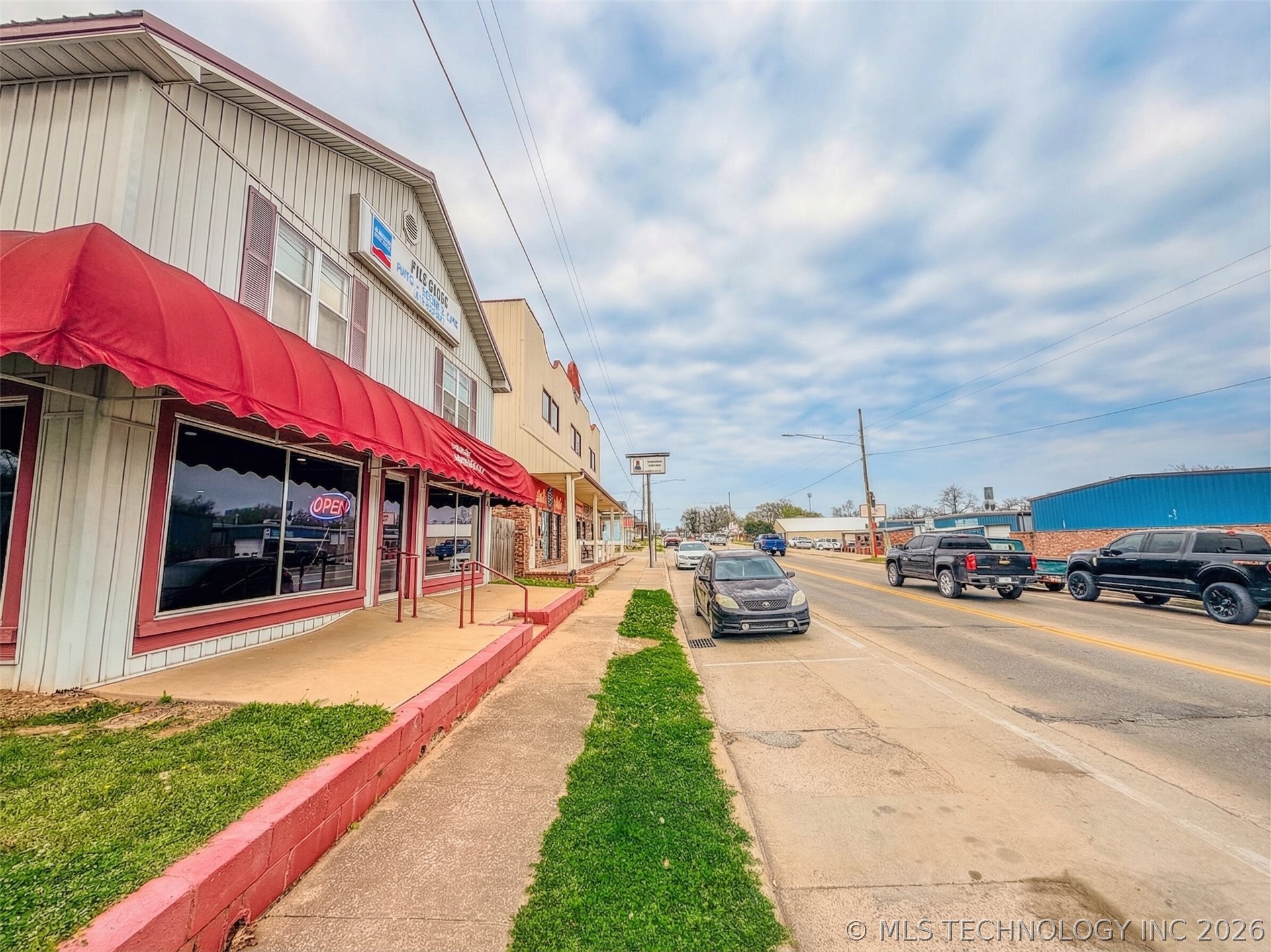 526 S Muskogee Avenue Tahlequah OK 74464