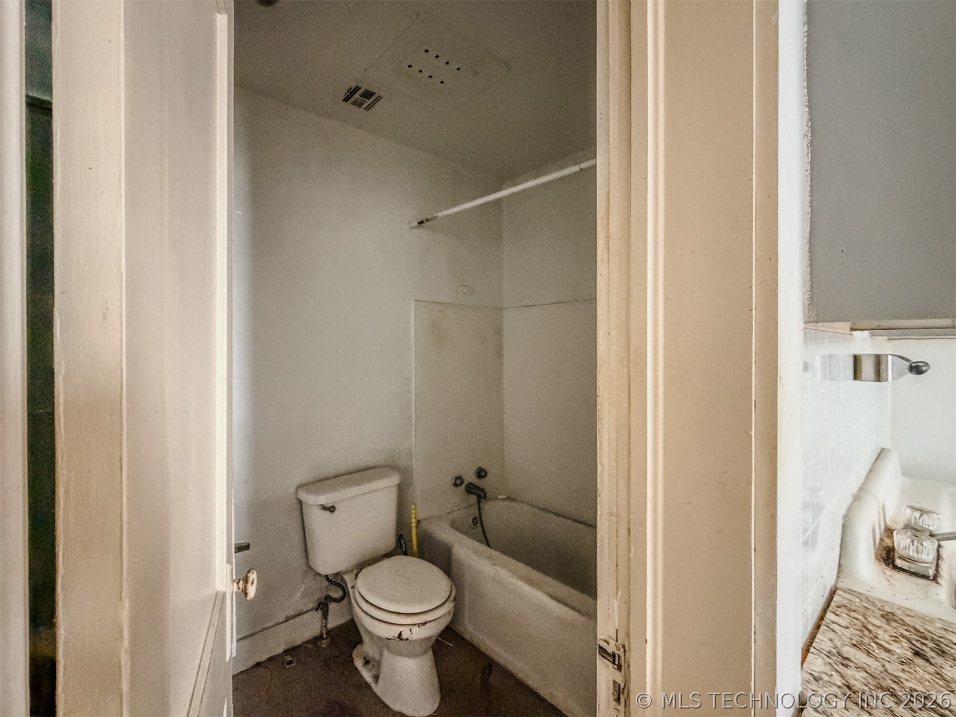 526 S Muskogee Avenue Tahlequah OK 74464