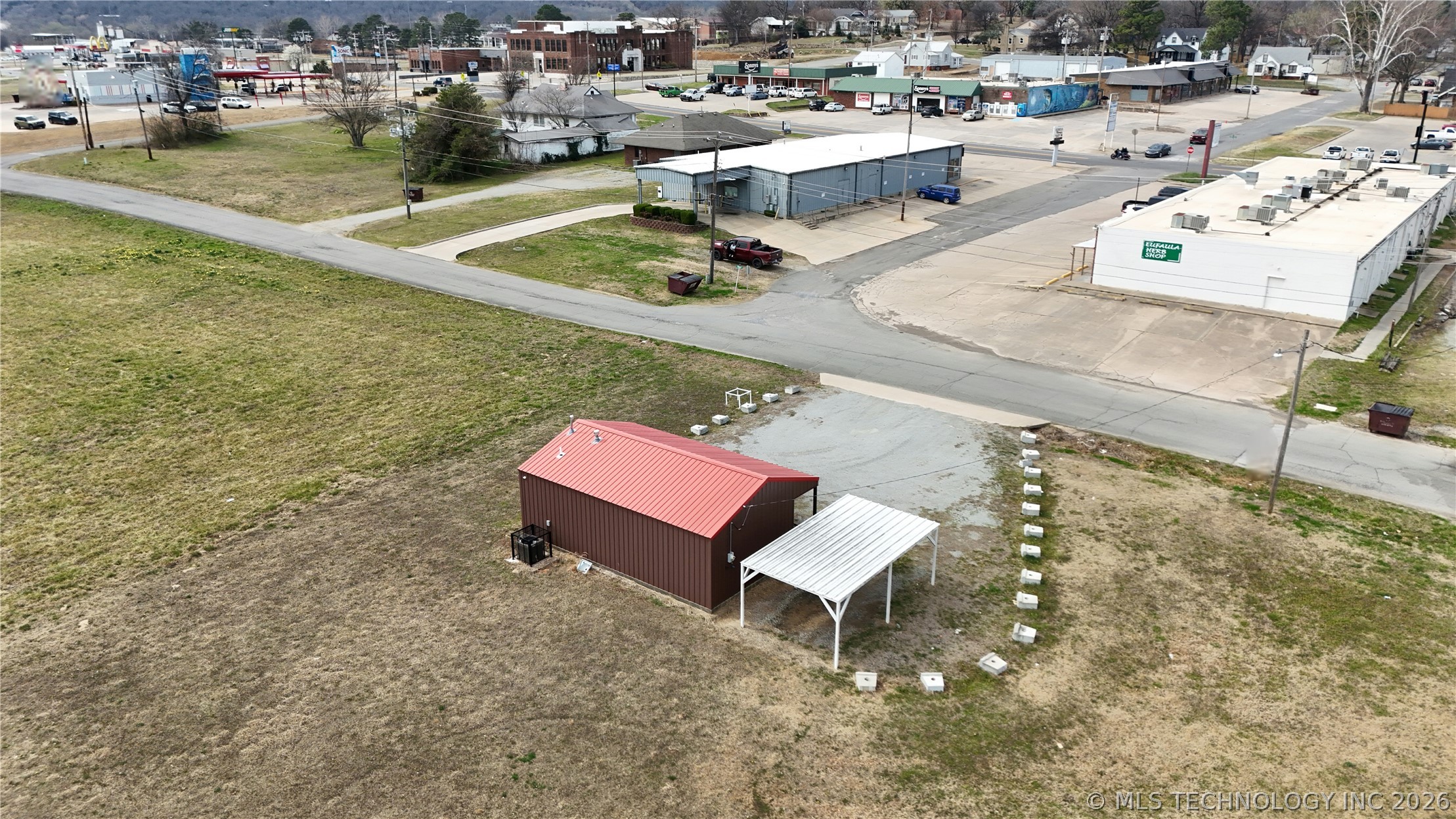 300 S Front Street Eufaula OK 74432
