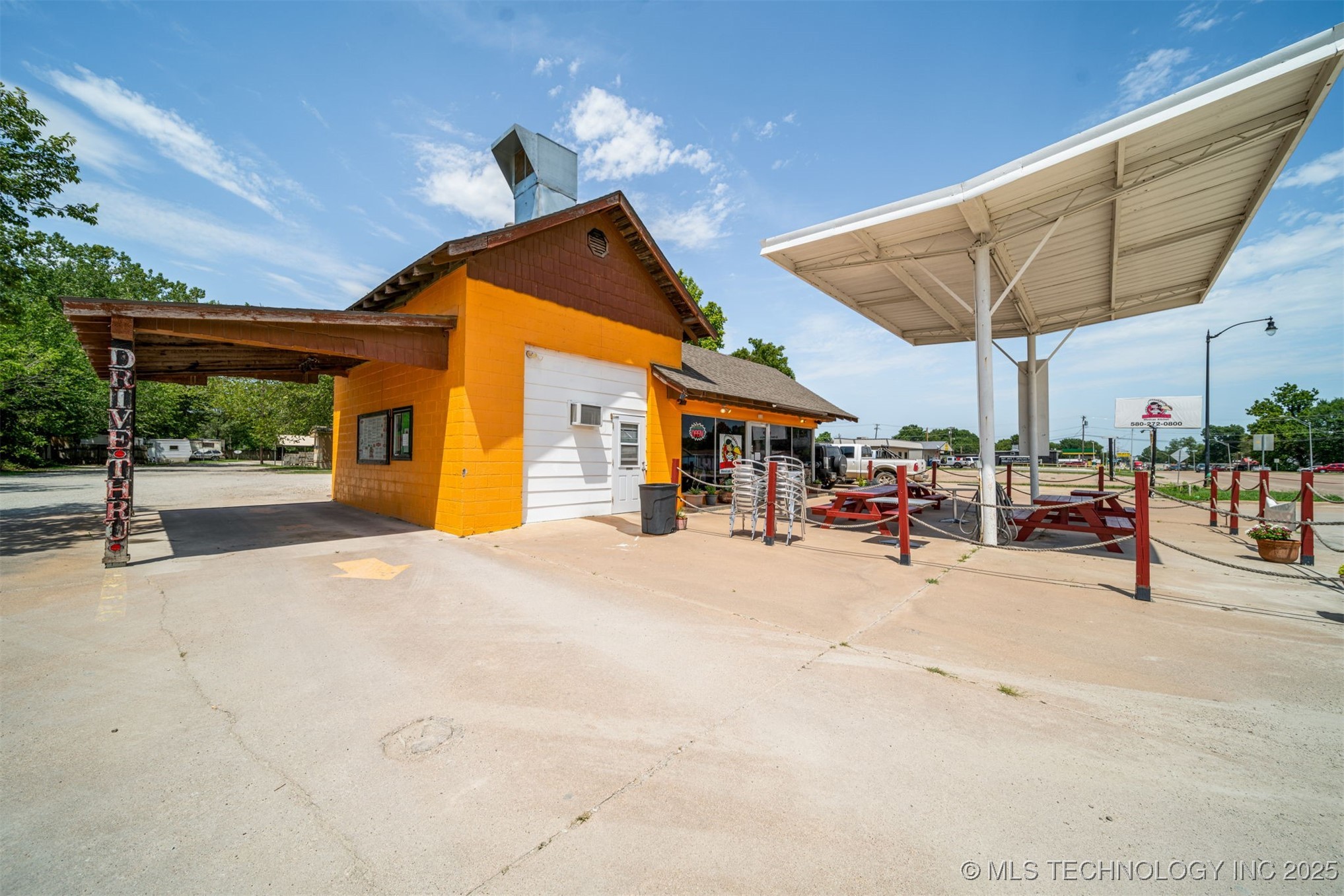 1028 W Main Ada OK 74820