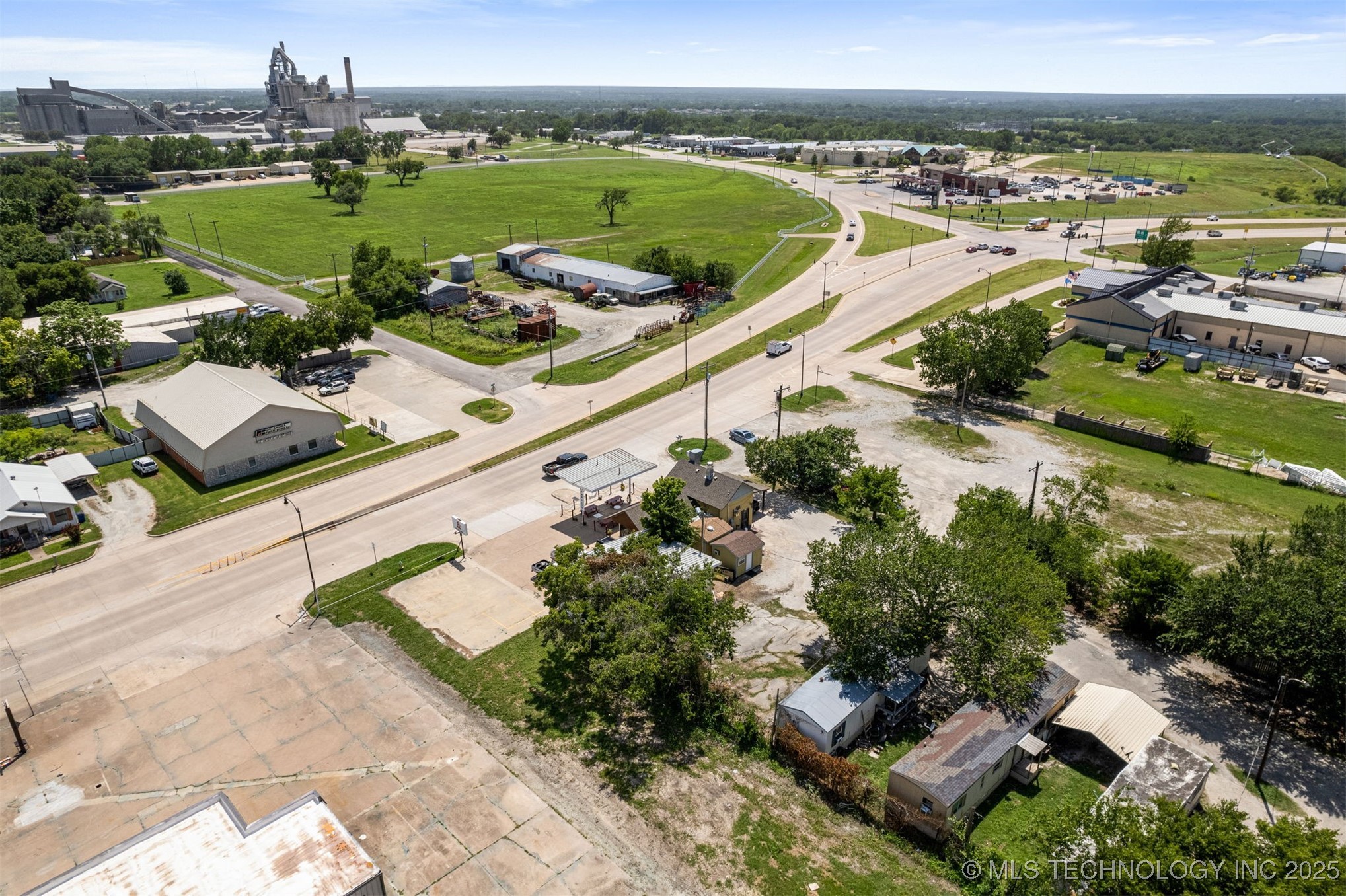 1028 W Main Ada OK 74820