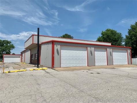 106 N Lombard Lane Skiatook OK 74070
