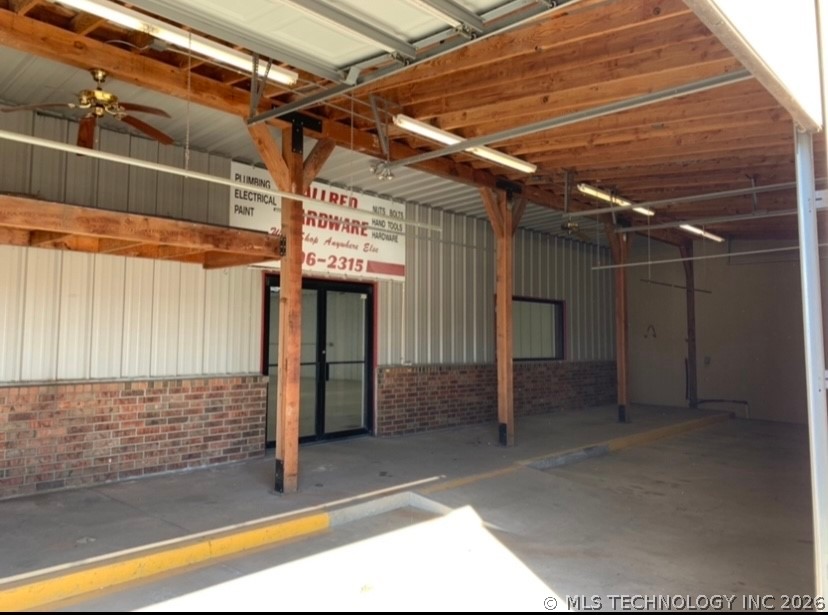 106 N Lombard Lane Skiatook OK 74070