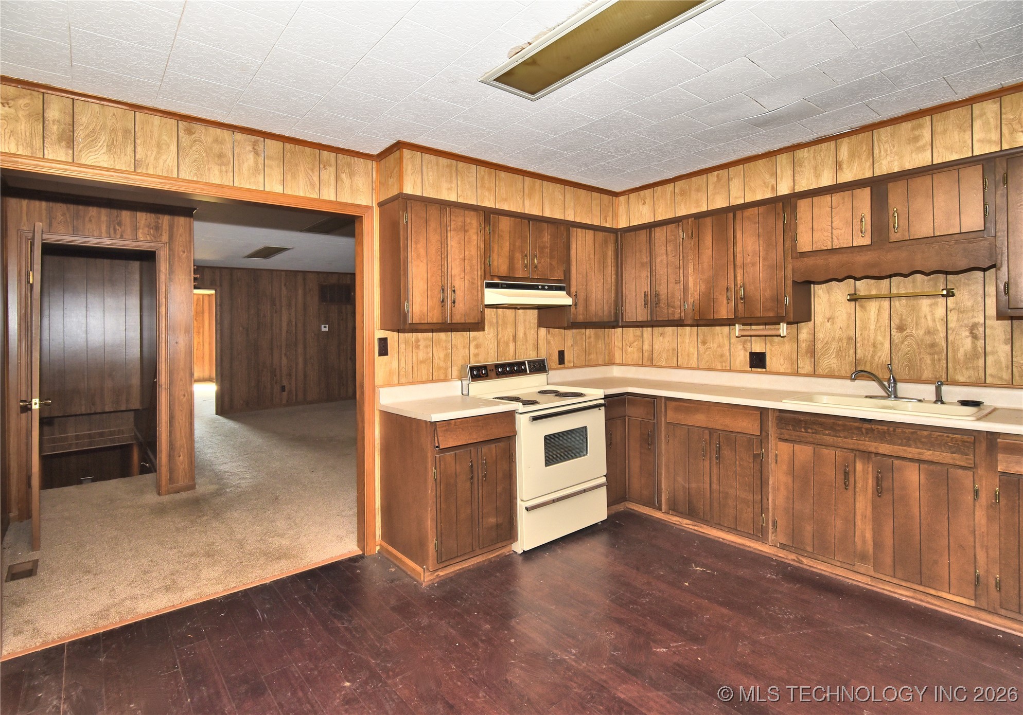 105 W Main Street Hominy OK 74035