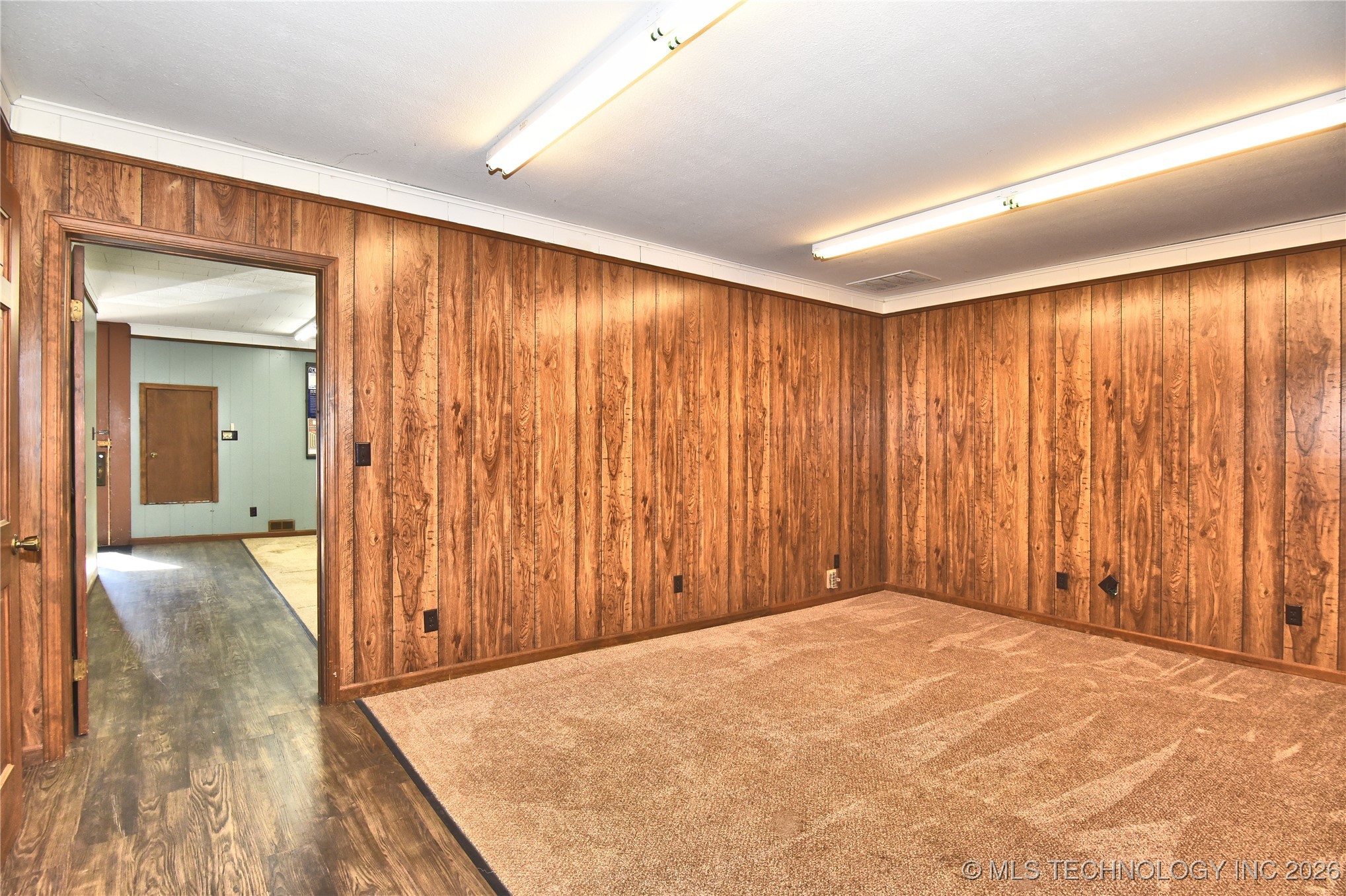 105 W Main Street Hominy OK 74035