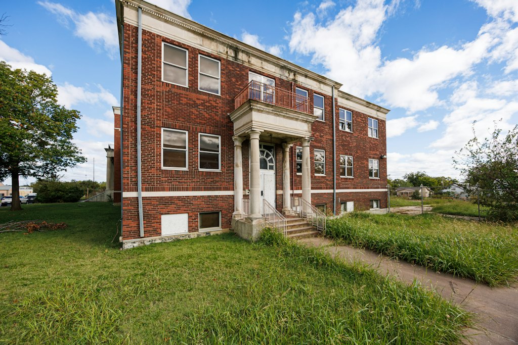 220 N Virginia Avenue Bartlesville OK 74003