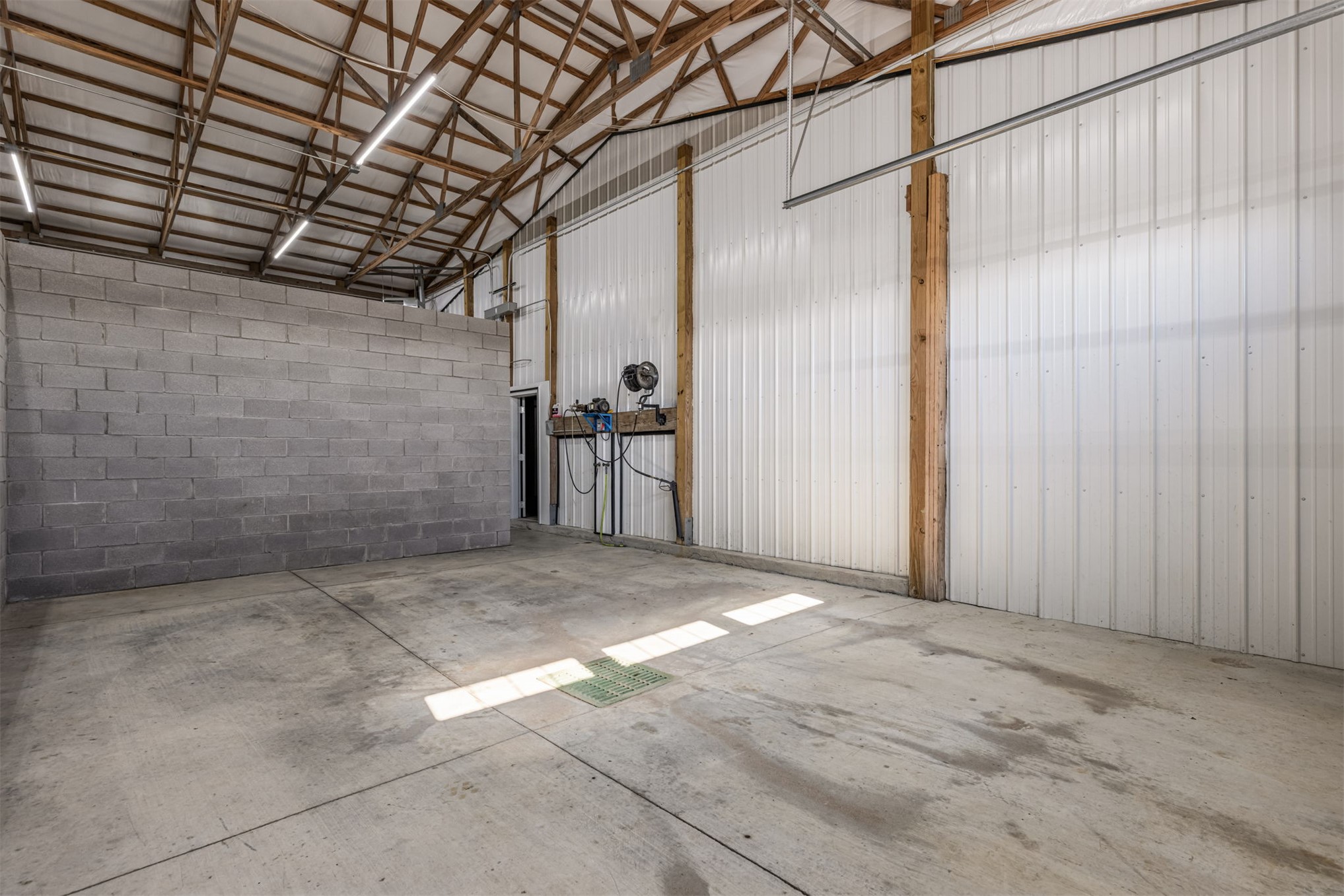 26091 State Highway 51 Wagoner OK 74467