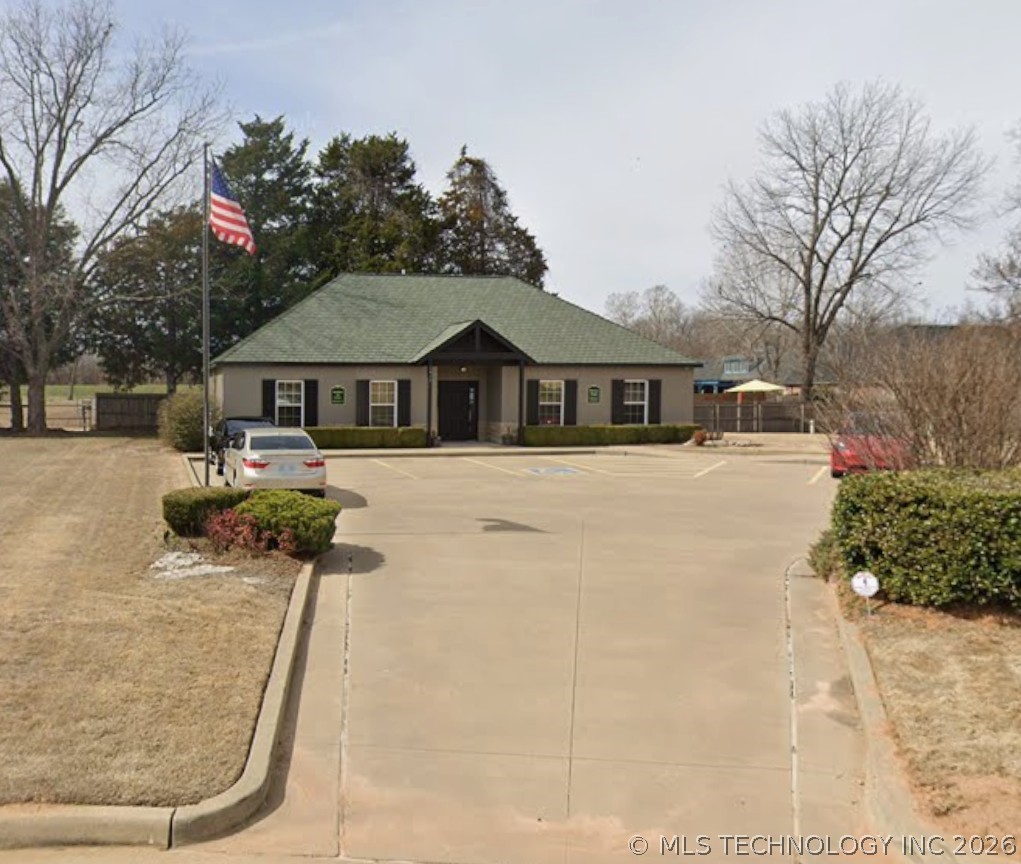 1917 W C Street Jenks OK 74037