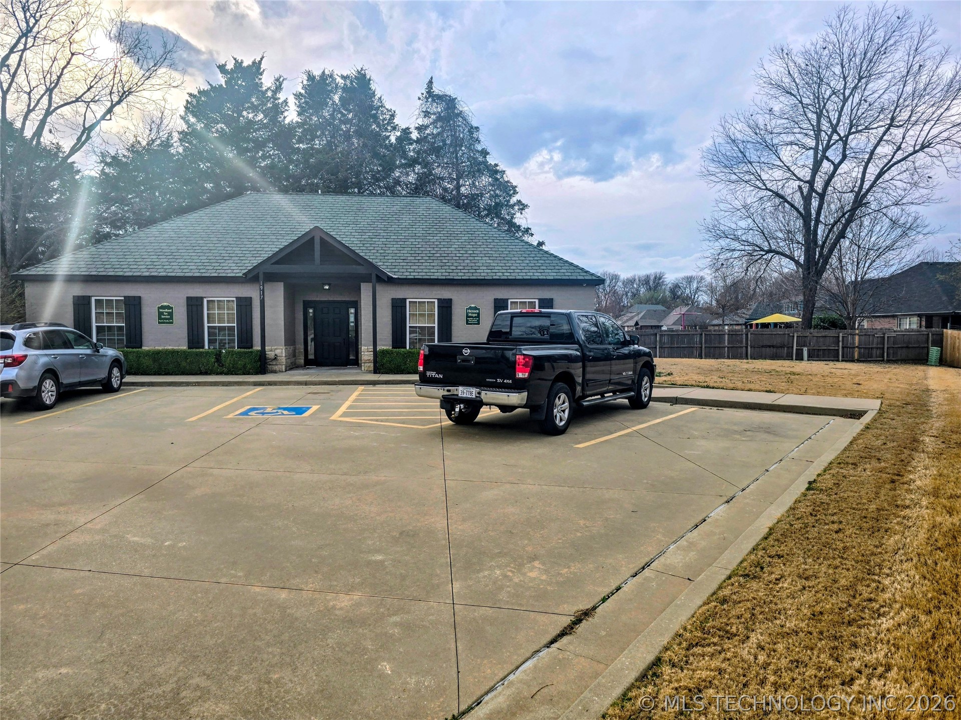 1917 W C Street Jenks OK 74037