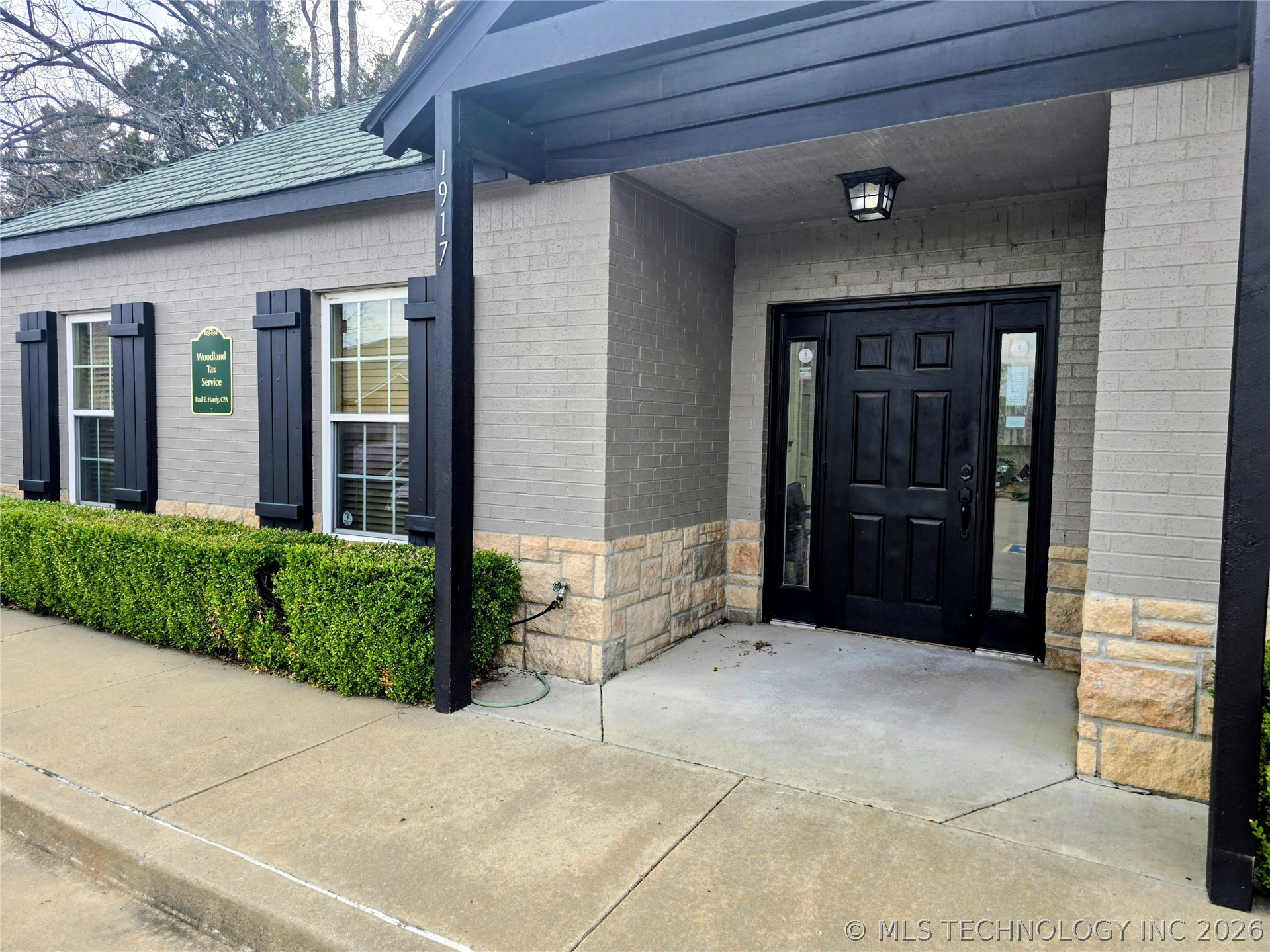 1917 W C Street Jenks OK 74037