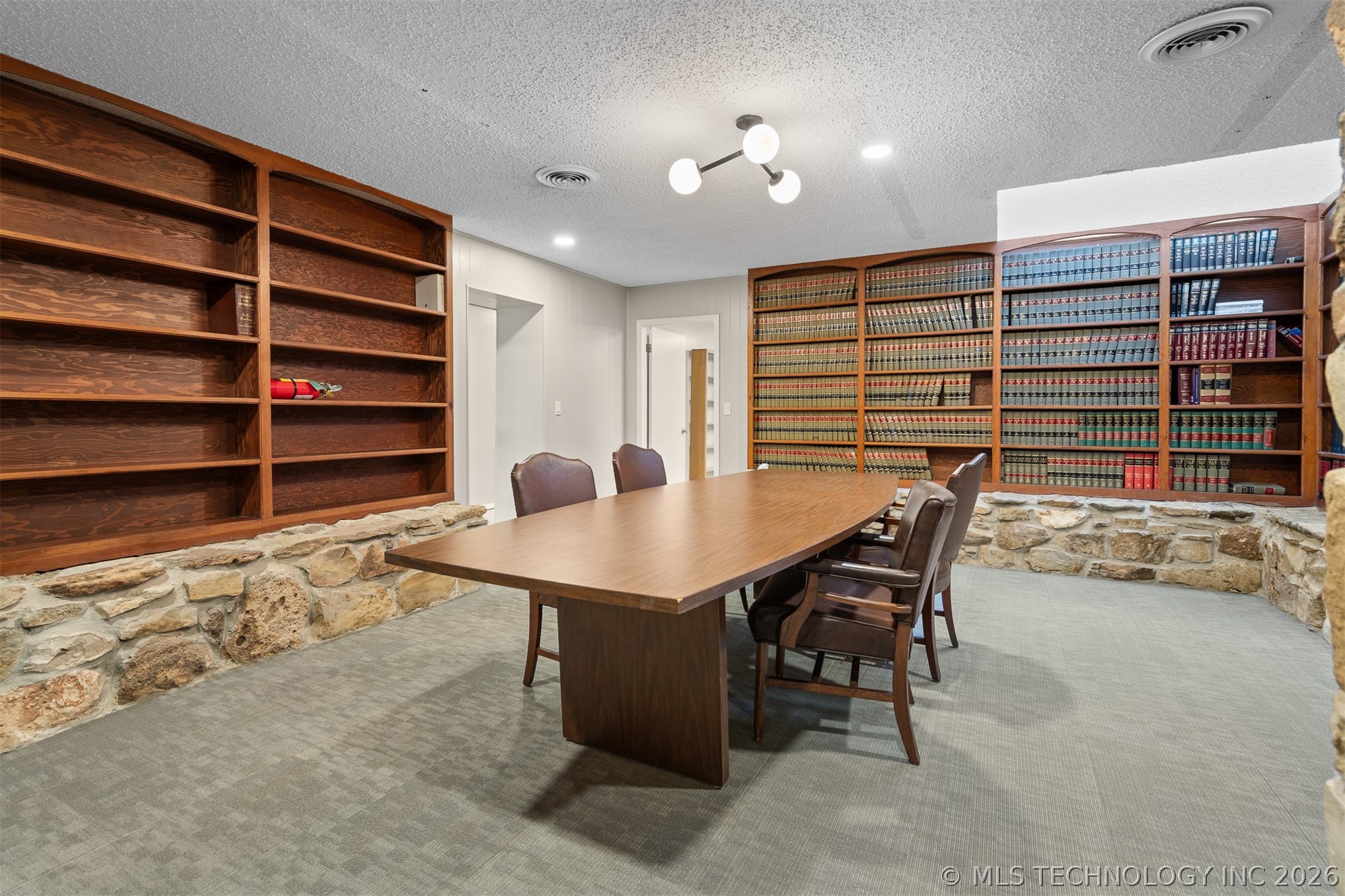 11 N Washington Street Ardmore OK 73401