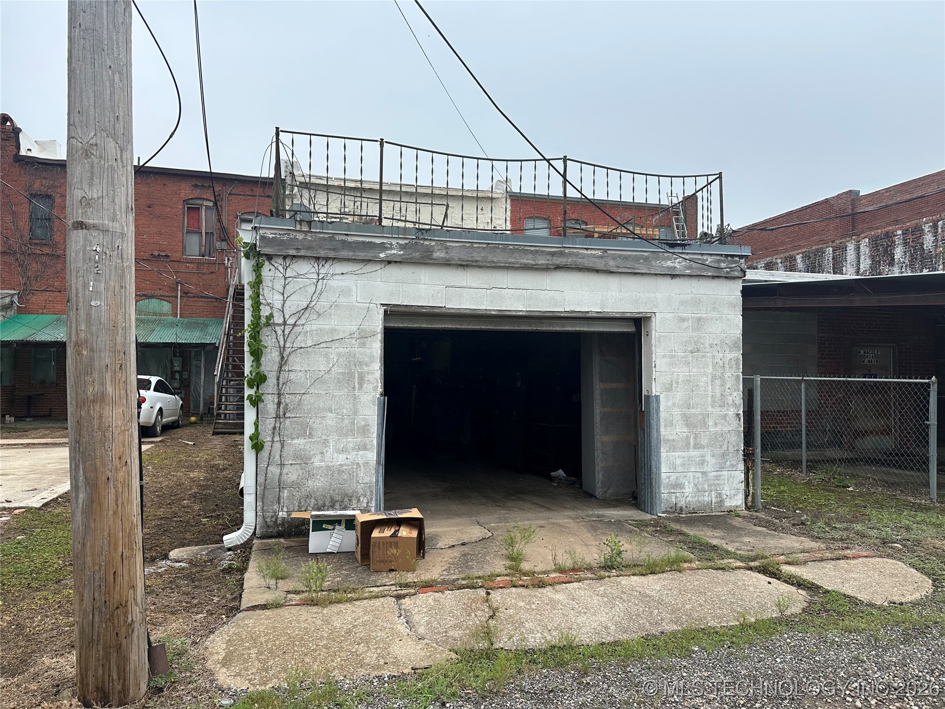 414 W Main Street Henryetta OK 74437