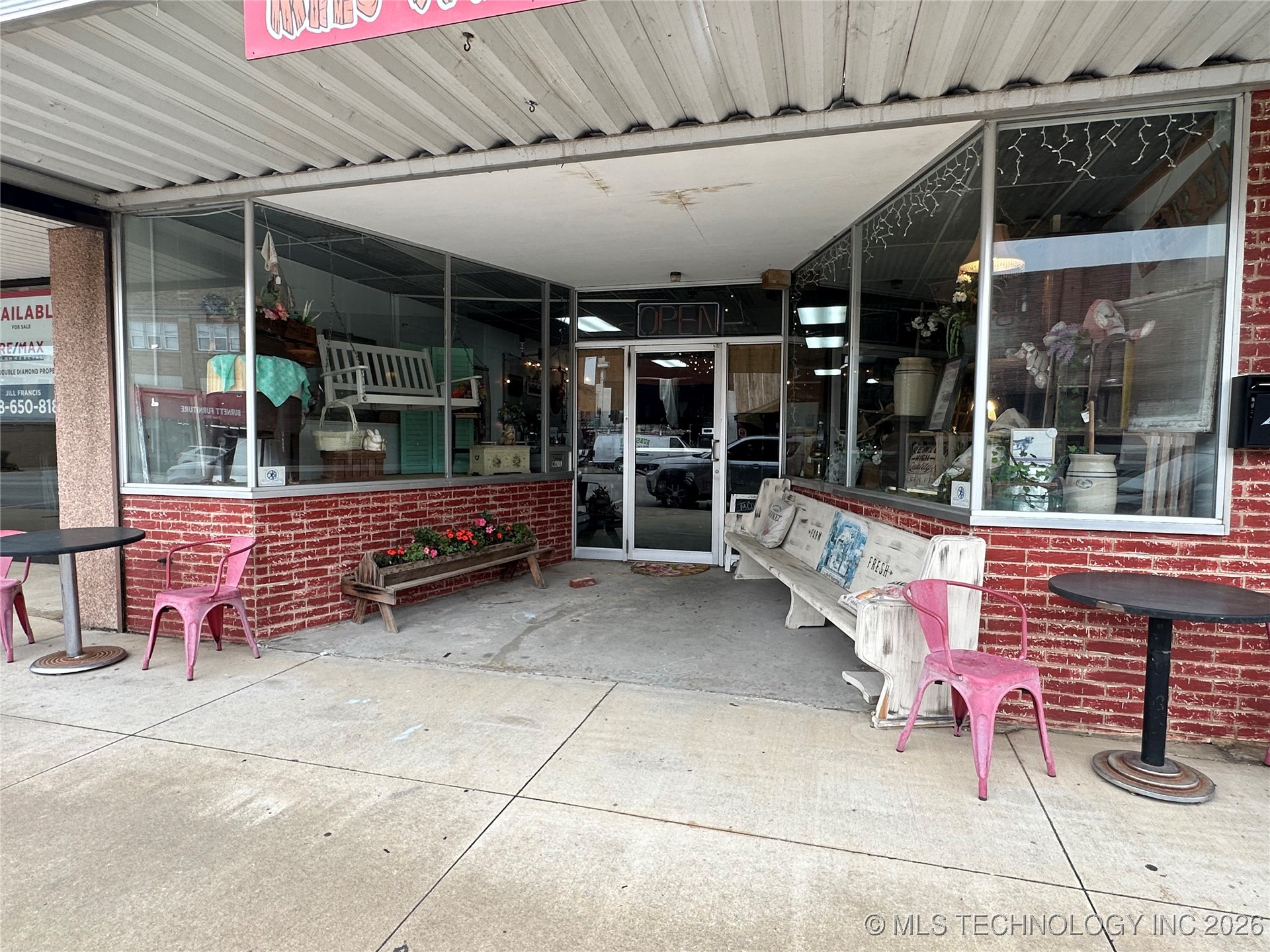 414 W Main Street Henryetta OK 74437