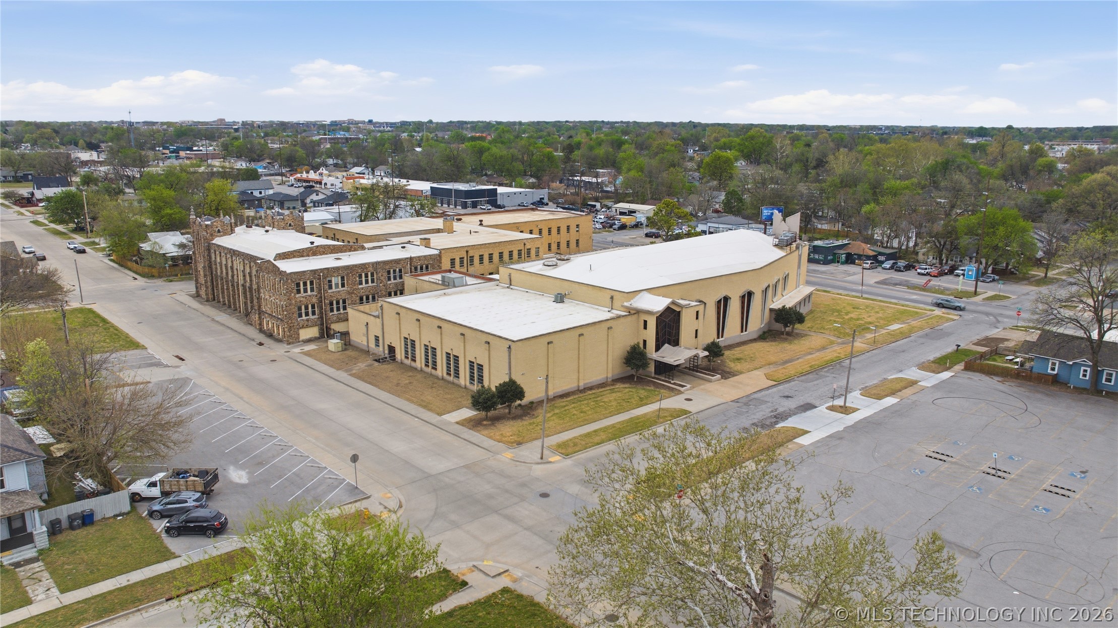 1915 E 3rd Street Tulsa OK 74104