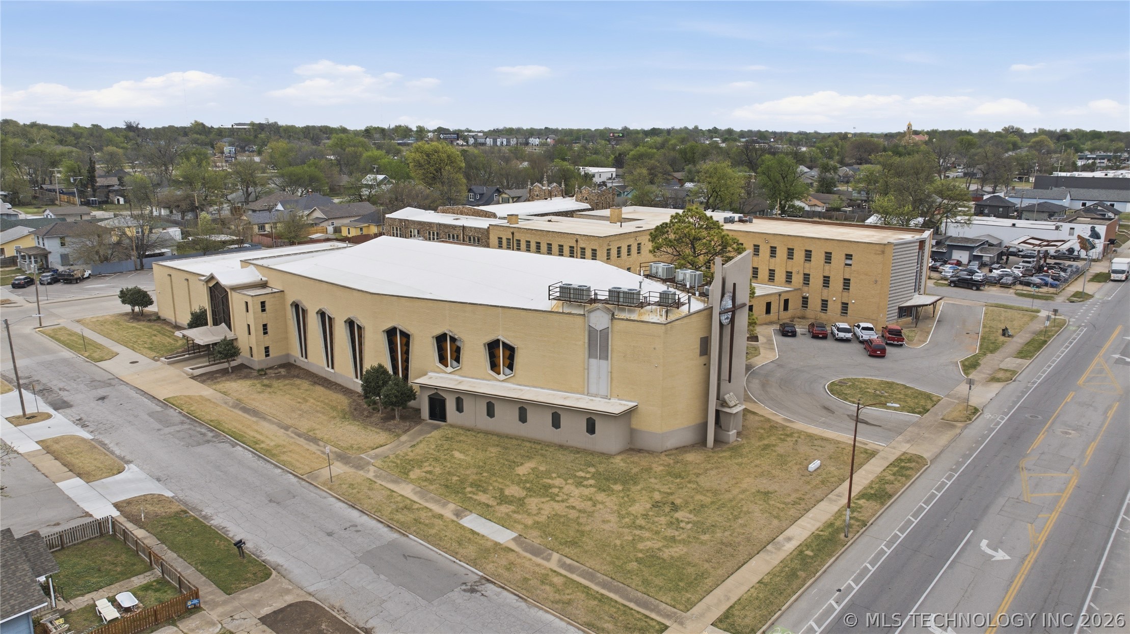 1915 E 3rd Street Tulsa OK 74104