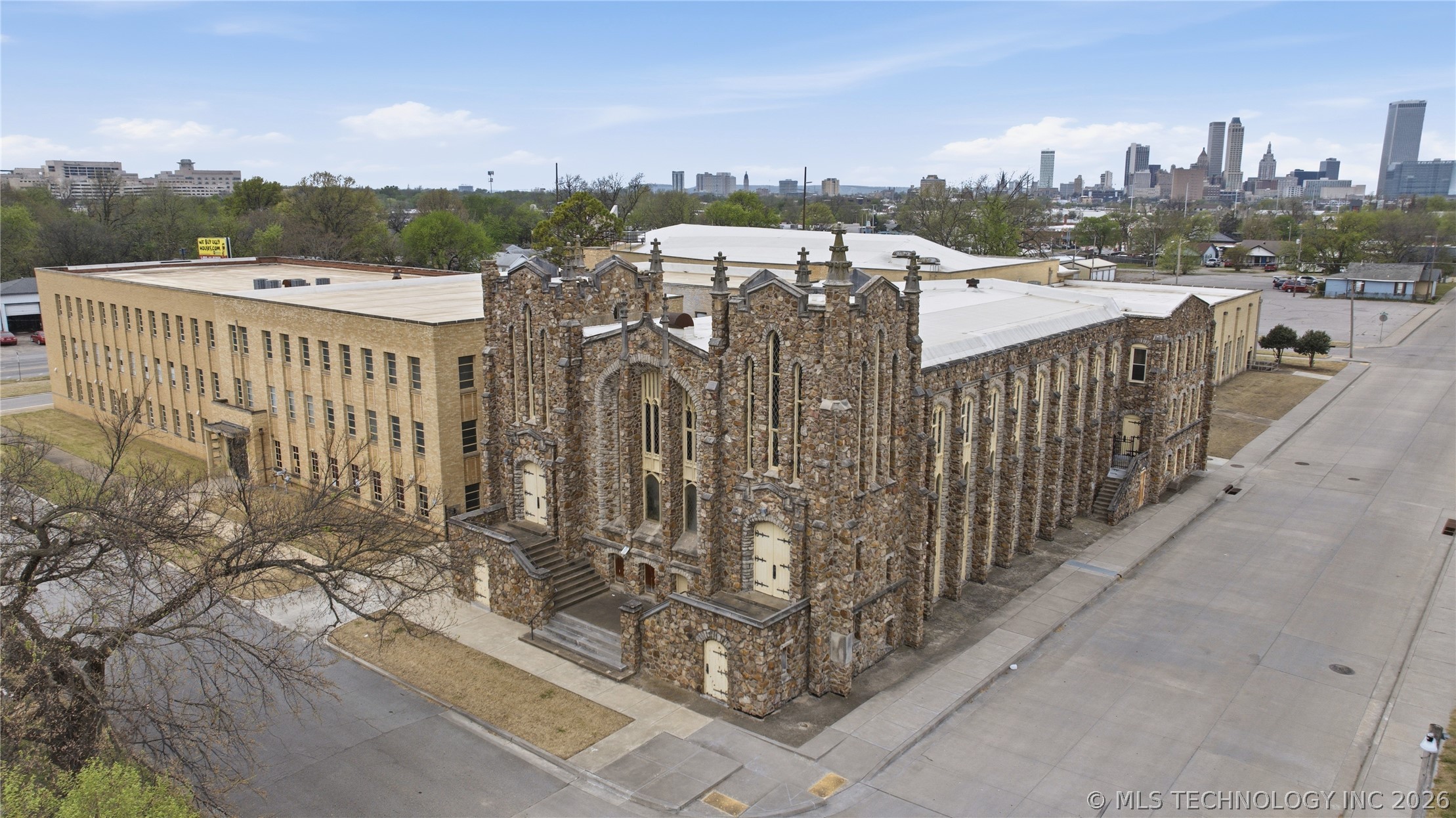 1915 E 3rd Street Tulsa OK 74104
