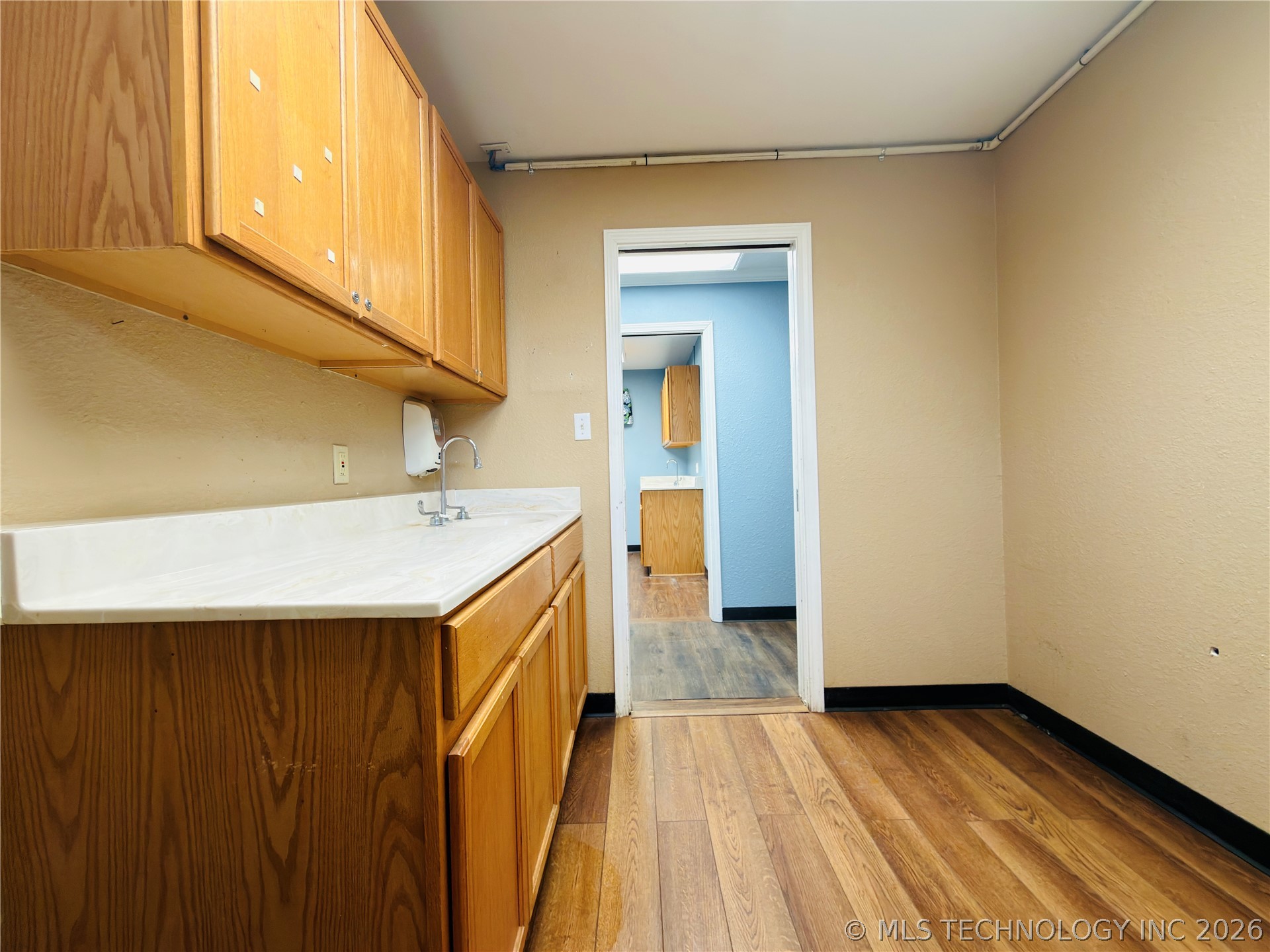 1002 E Cherry Street Cushing OK 74023