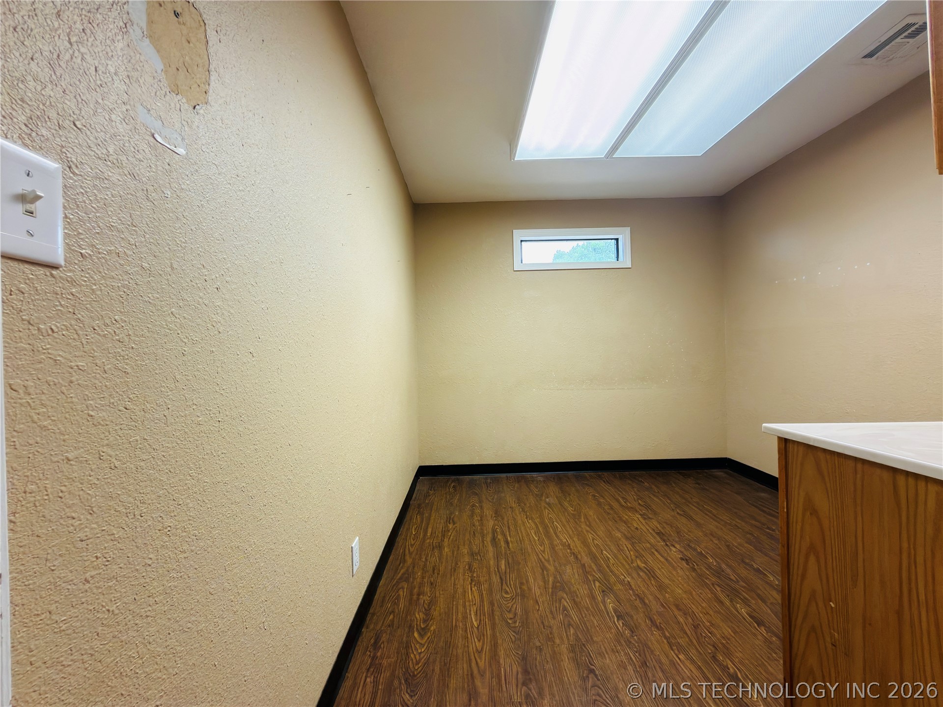 1002 E Cherry Street Cushing OK 74023