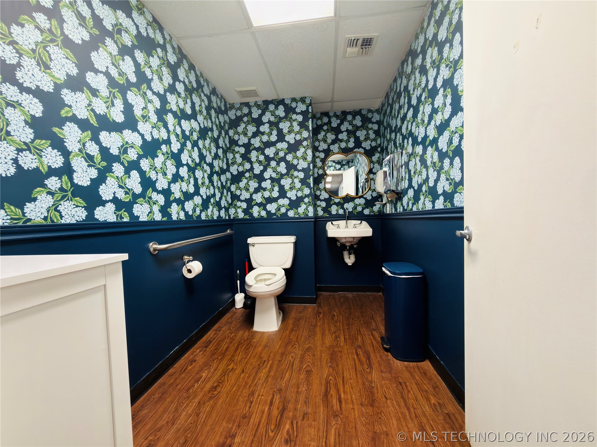 1002 E Cherry Street Cushing OK 74023
