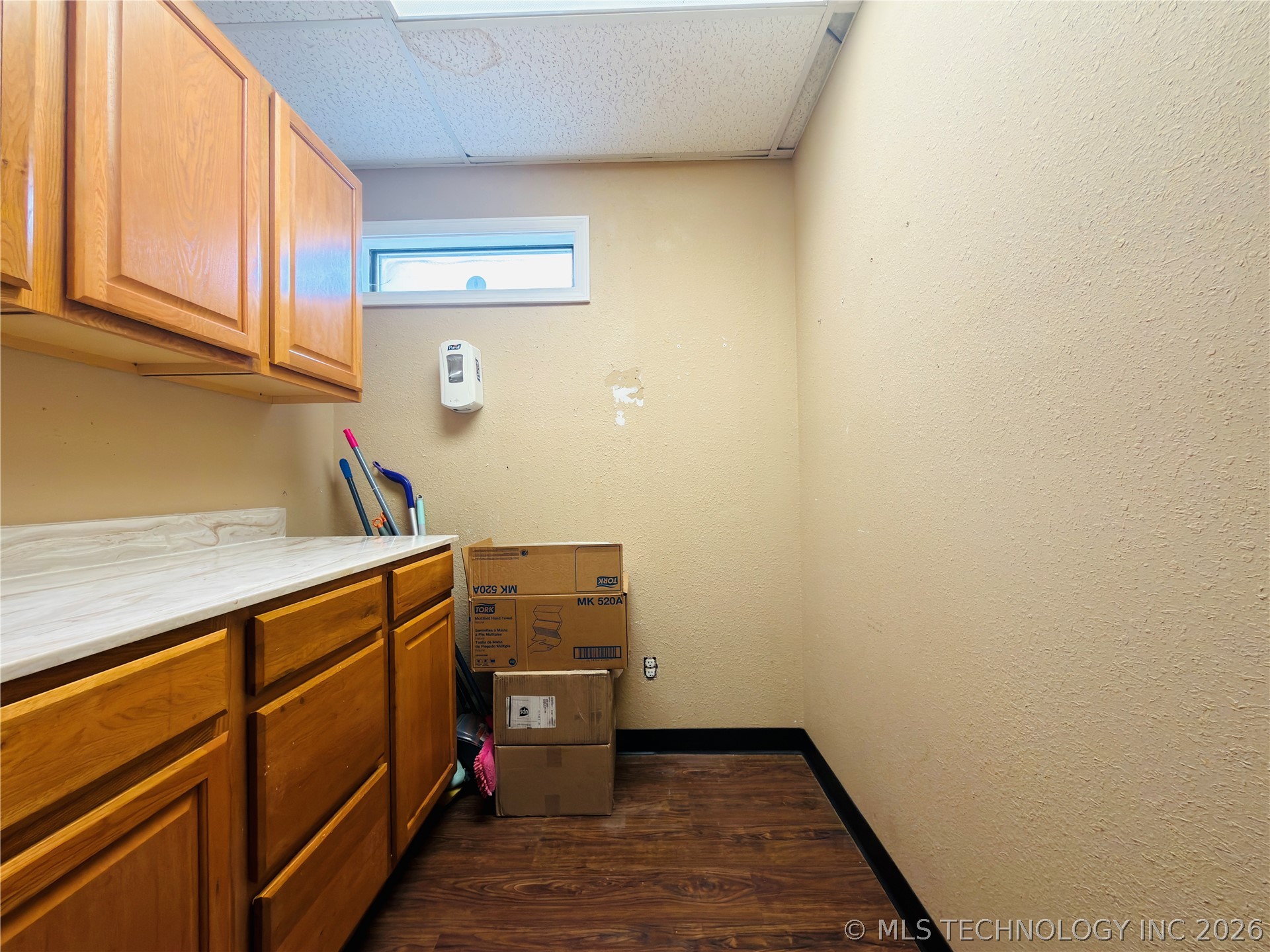 1002 E Cherry Street Cushing OK 74023