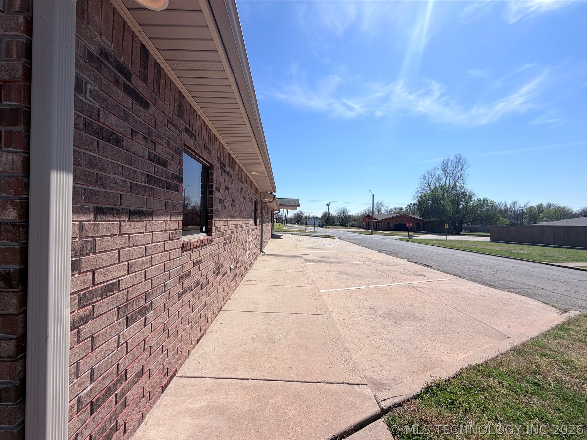1002 E Cherry Street Cushing OK 74023