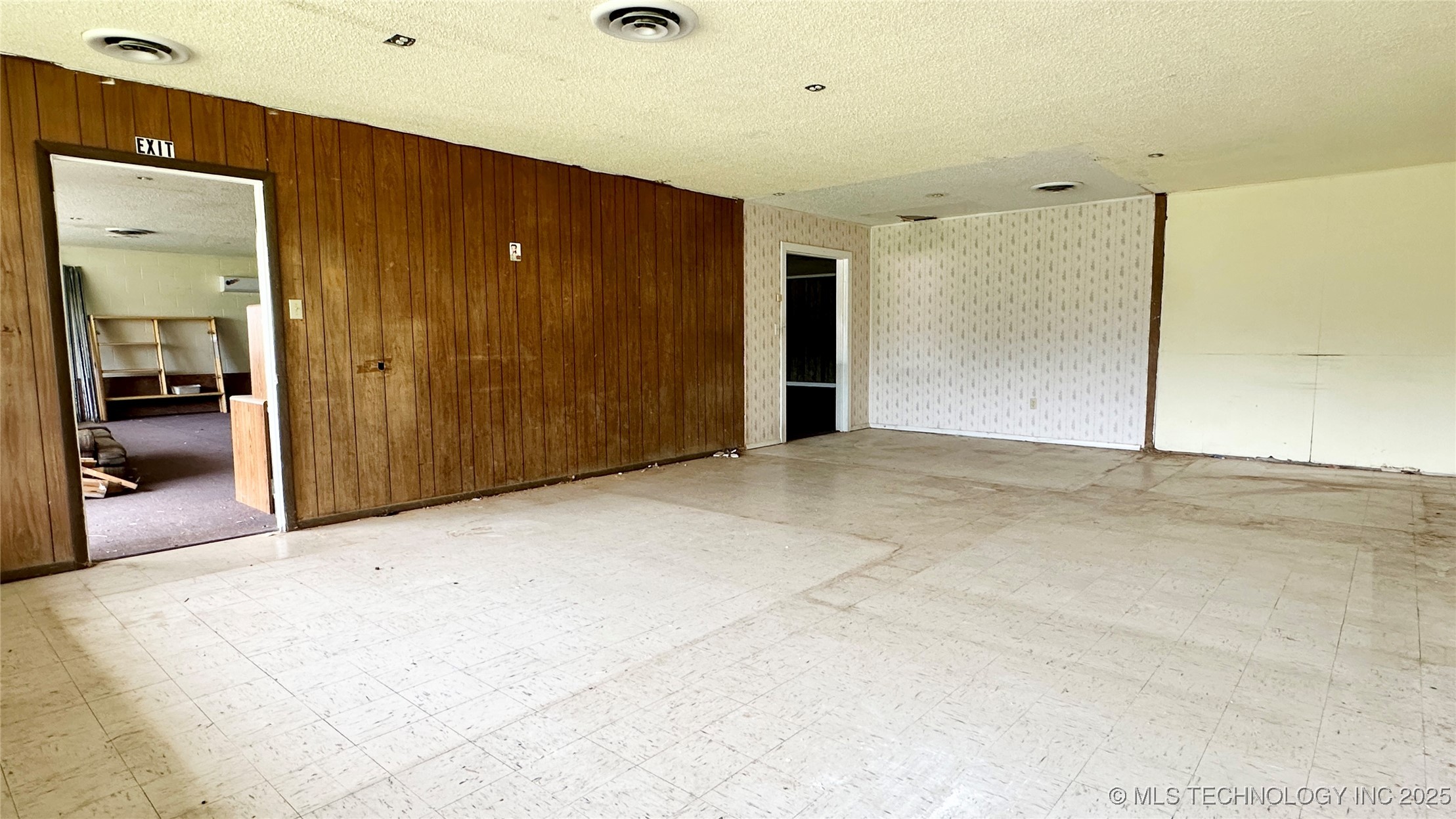 906 6th Street NW Ryan OK 73565