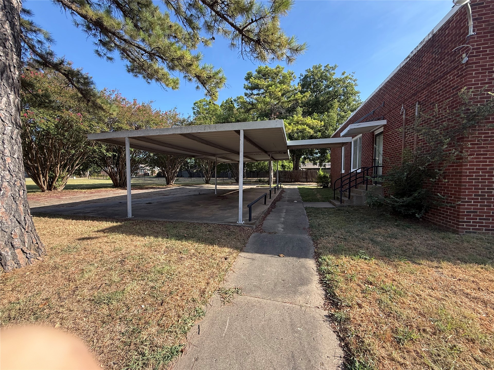 203 N 16th Avenue Durant OK 74701