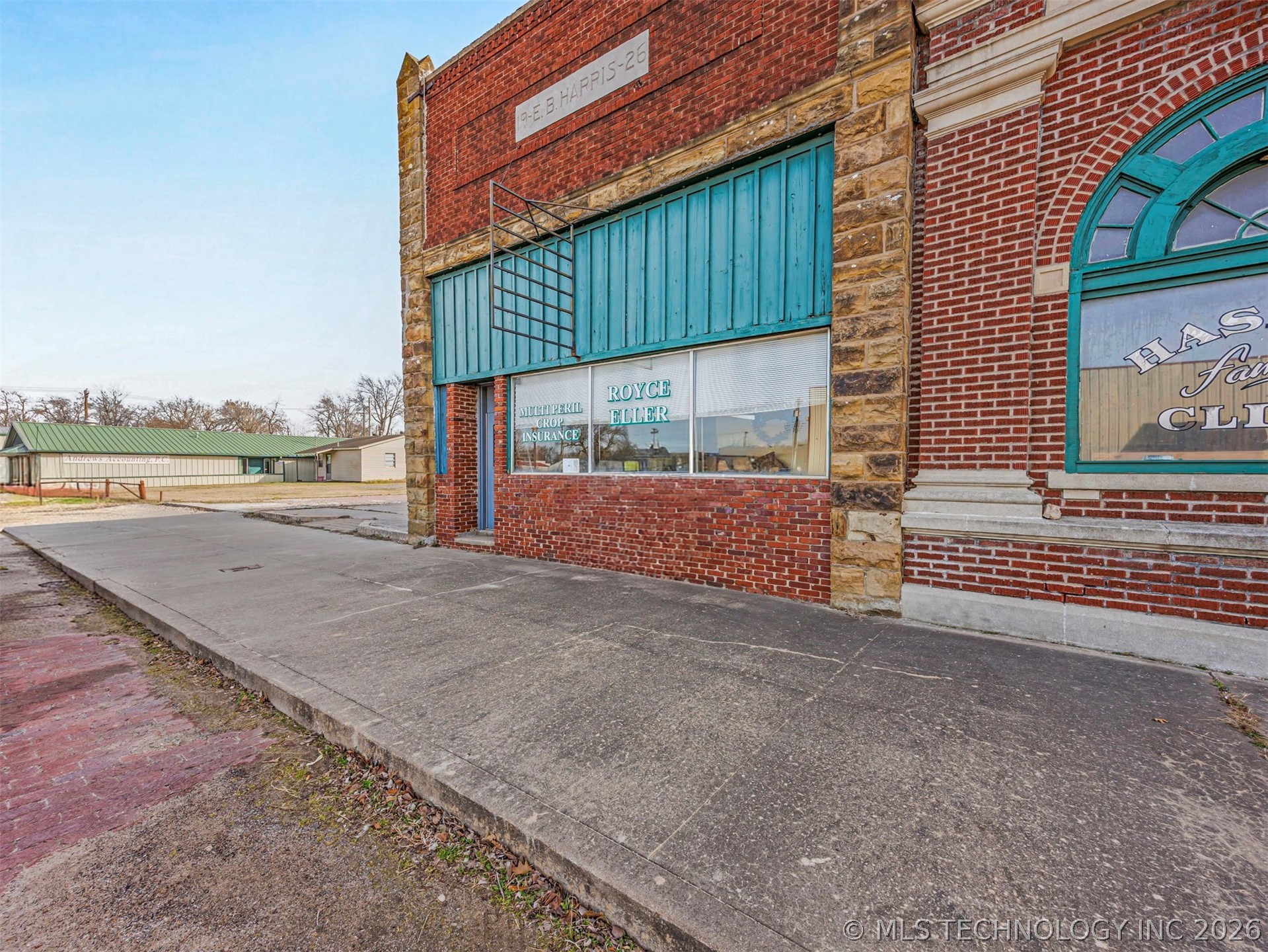 104 E Main Haskell OK 74436