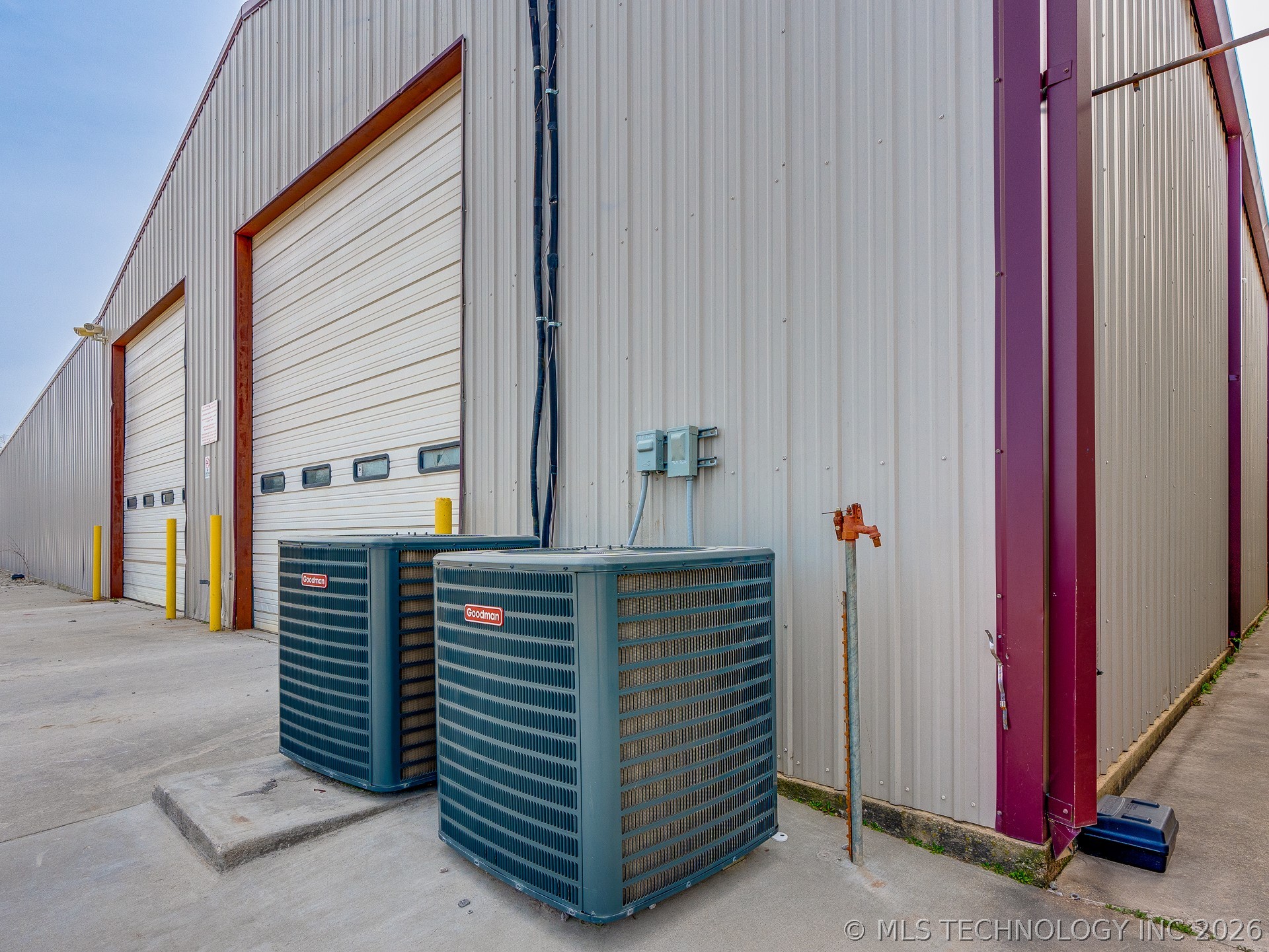 122 N Hickory Street Roff OK 74865