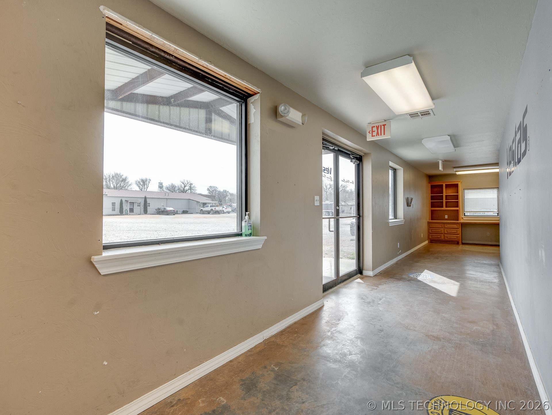 122 N Hickory Street Roff OK 74865