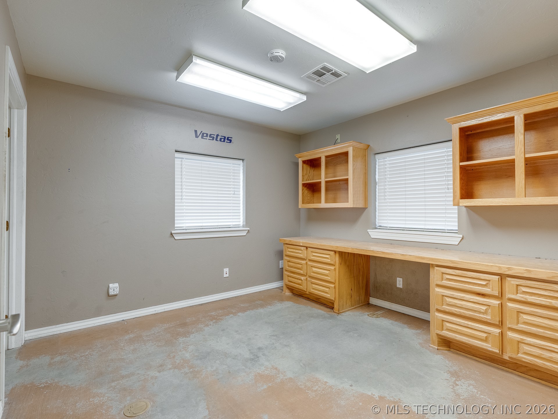 122 N Hickory Street Roff OK 74865