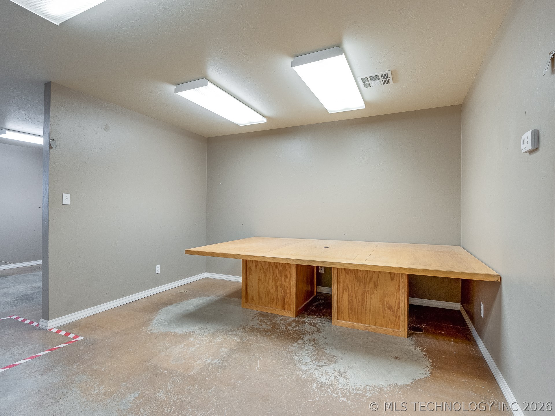 122 N Hickory Street Roff OK 74865