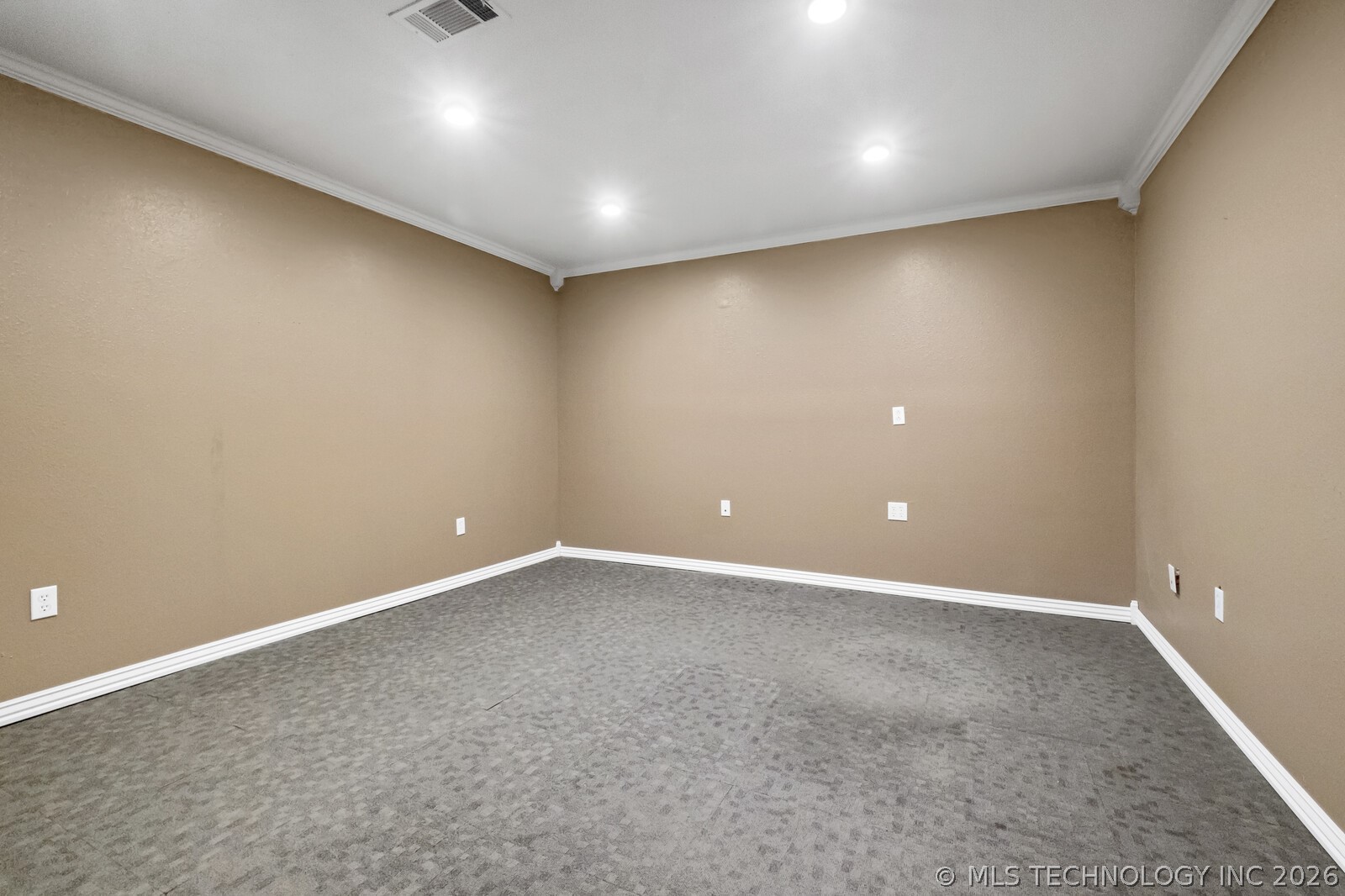 814 E Cherokee Avenue Sallisaw OK 74955