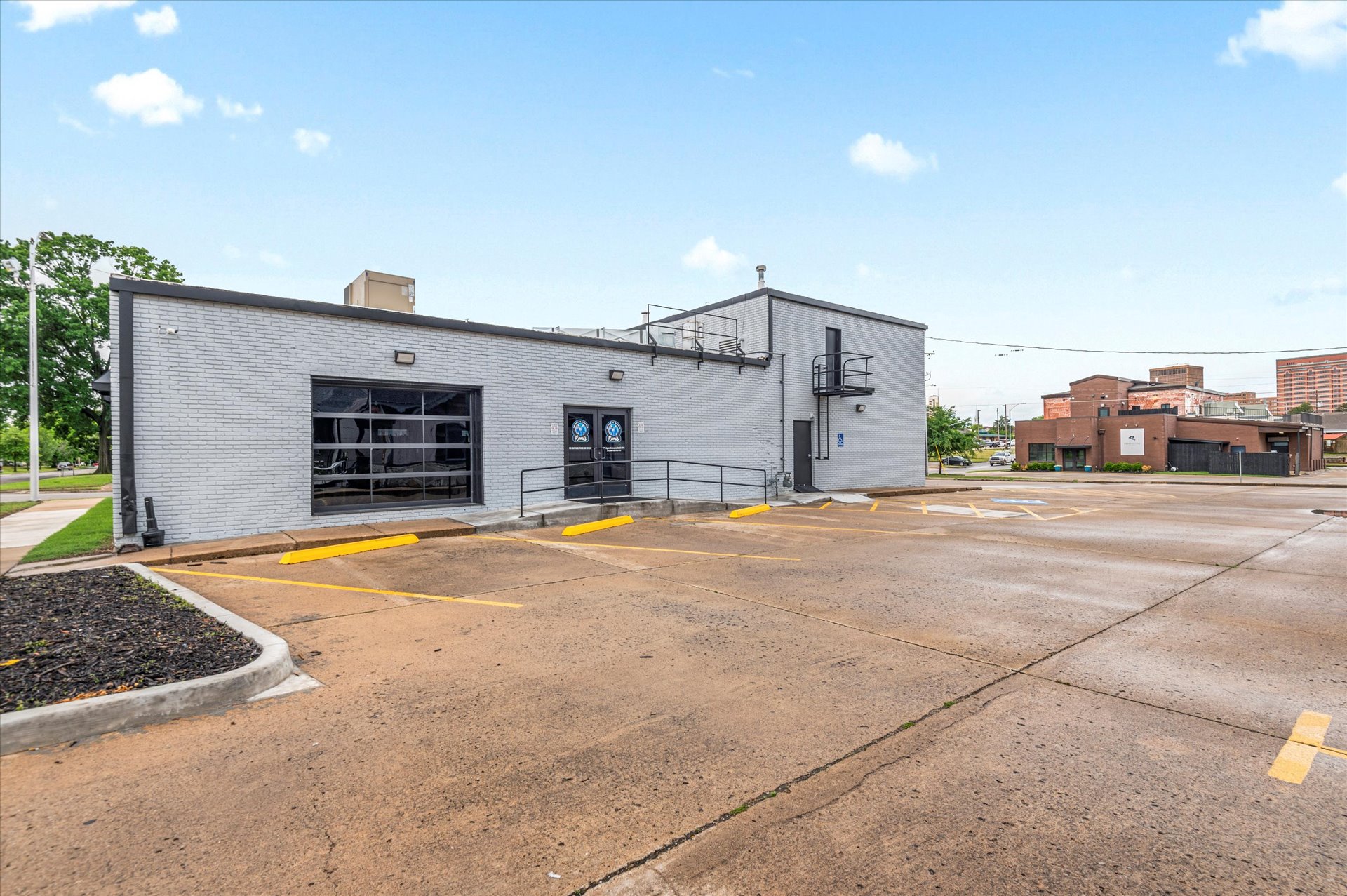 622 SE Frank Phillips Boulevard Bartlesville OK 74003