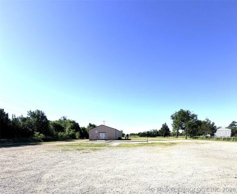 9810 Hornbeam Road Henryetta OK 74437