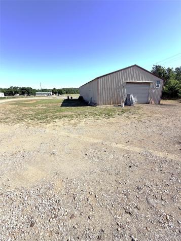 9810 Hornbeam Road Henryetta OK 74437