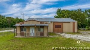 603 1st SW Afton OK 74354