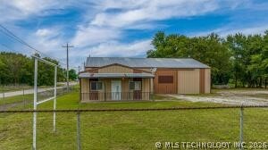 603 1st SW Afton OK 74354
