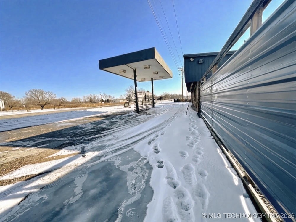 918 W Main Street Hulbert OK 74441