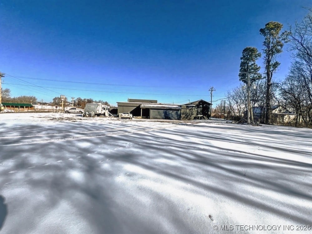 918 W Main Street Hulbert OK 74441