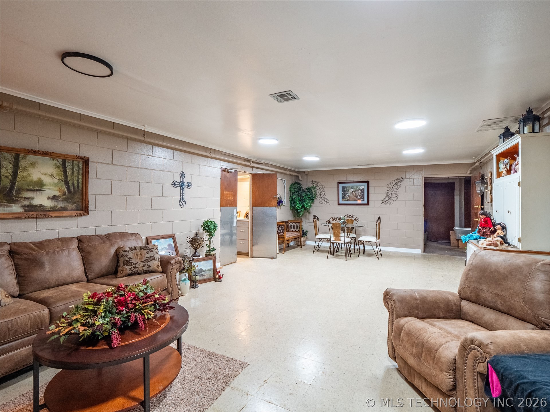 301 S 11th Street Hartshorne OK 74547