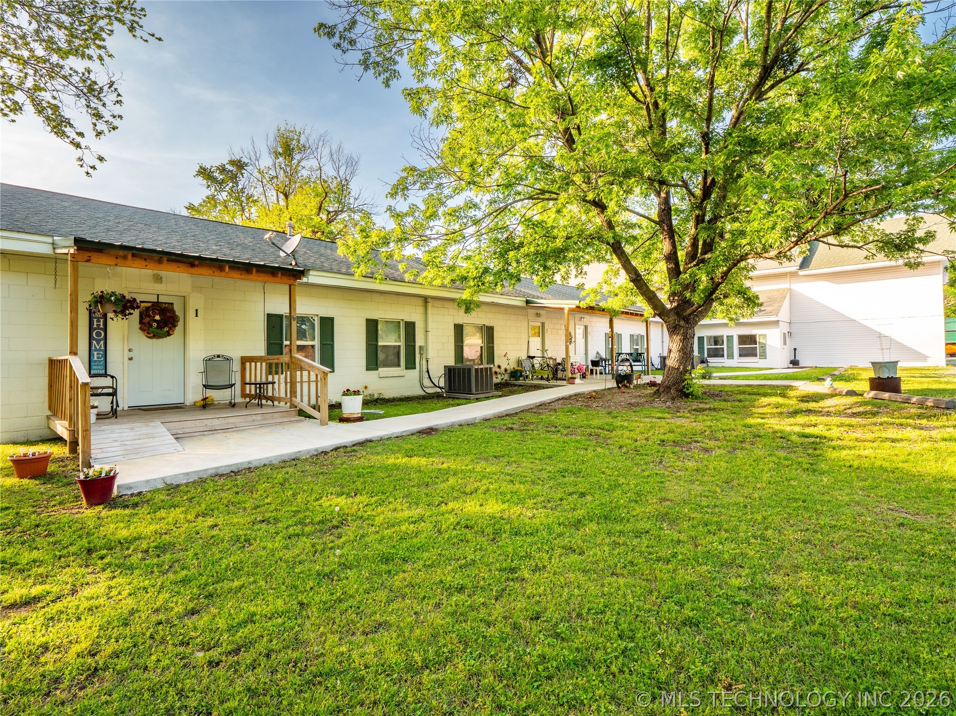 301 S 11th Street Hartshorne OK 74547