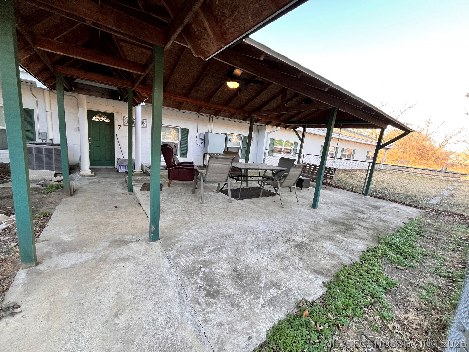 301 S 11th Street Hartshorne OK 74547