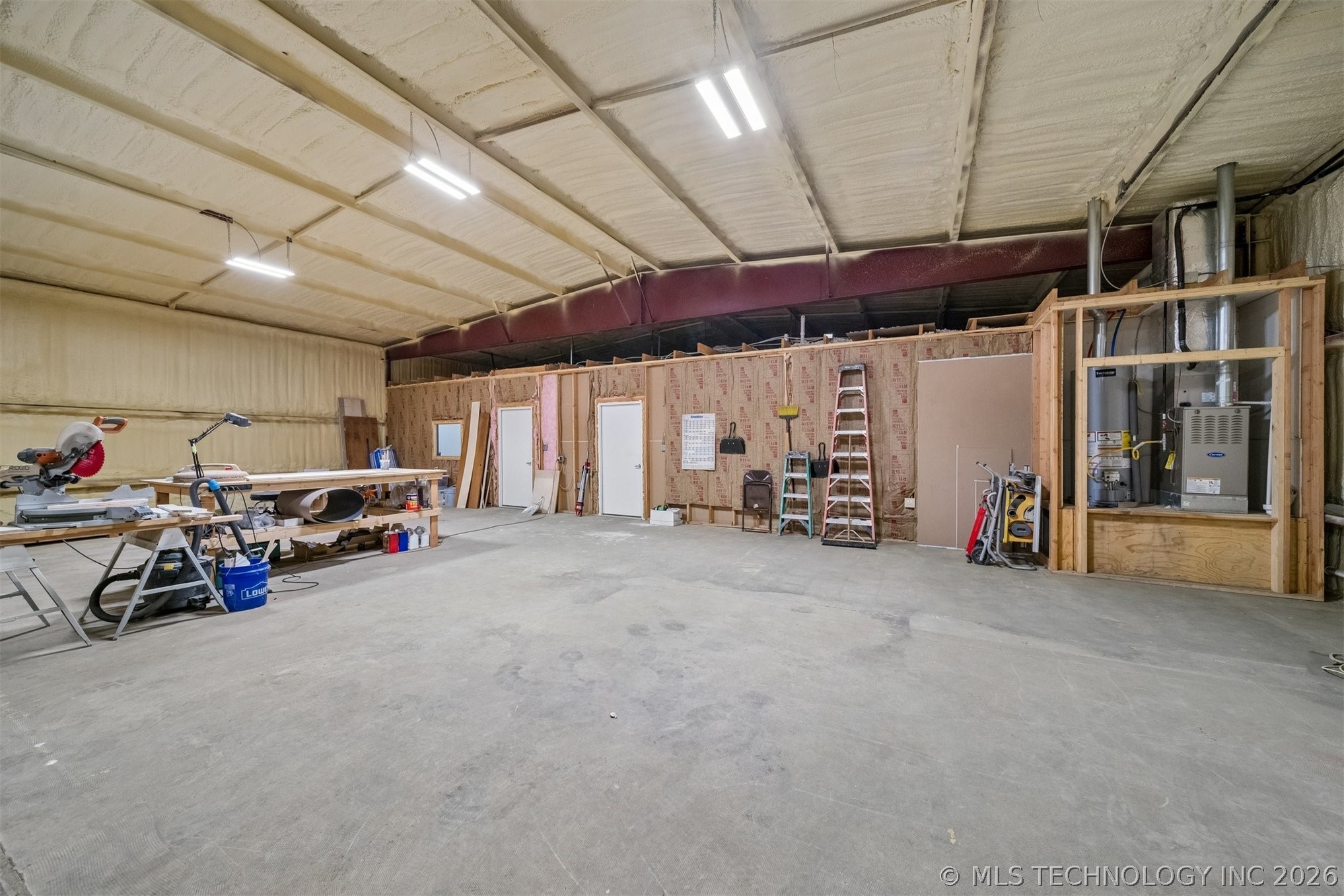1422 E Fairview Street Nowata OK 74048