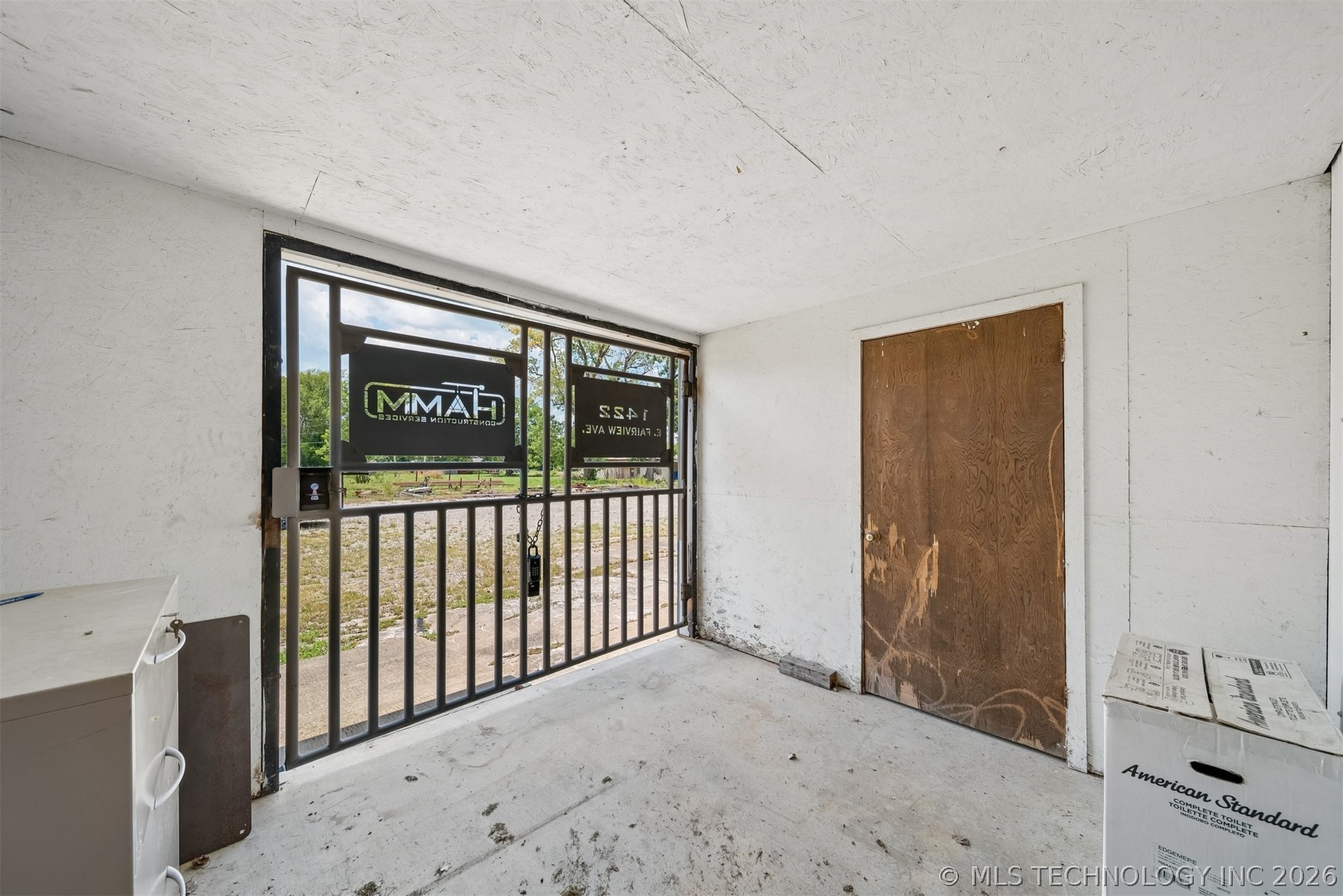 1422 E Fairview Street Nowata OK 74048