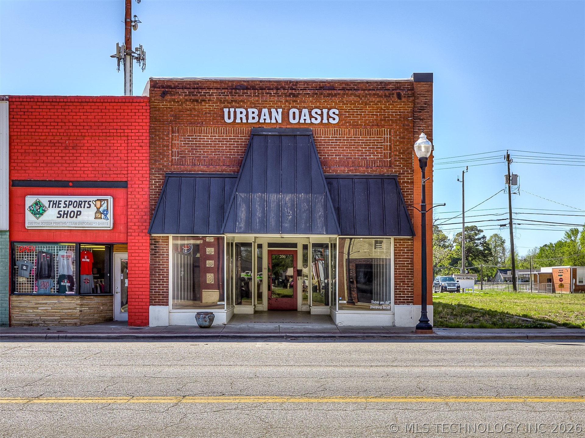 206 E Rogers Boulevard Skiatook OK 74070