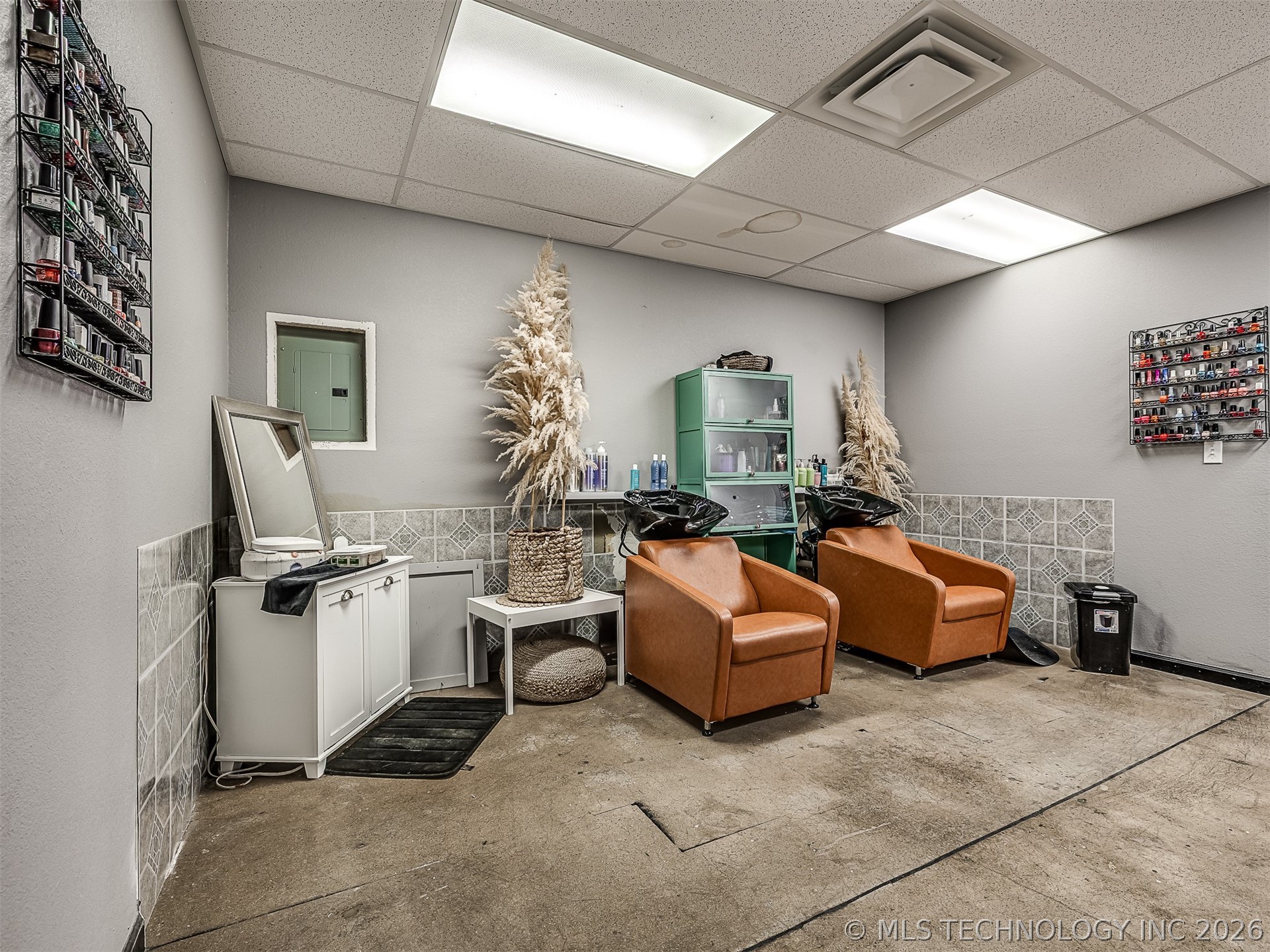 206 E Rogers Boulevard Skiatook OK 74070
