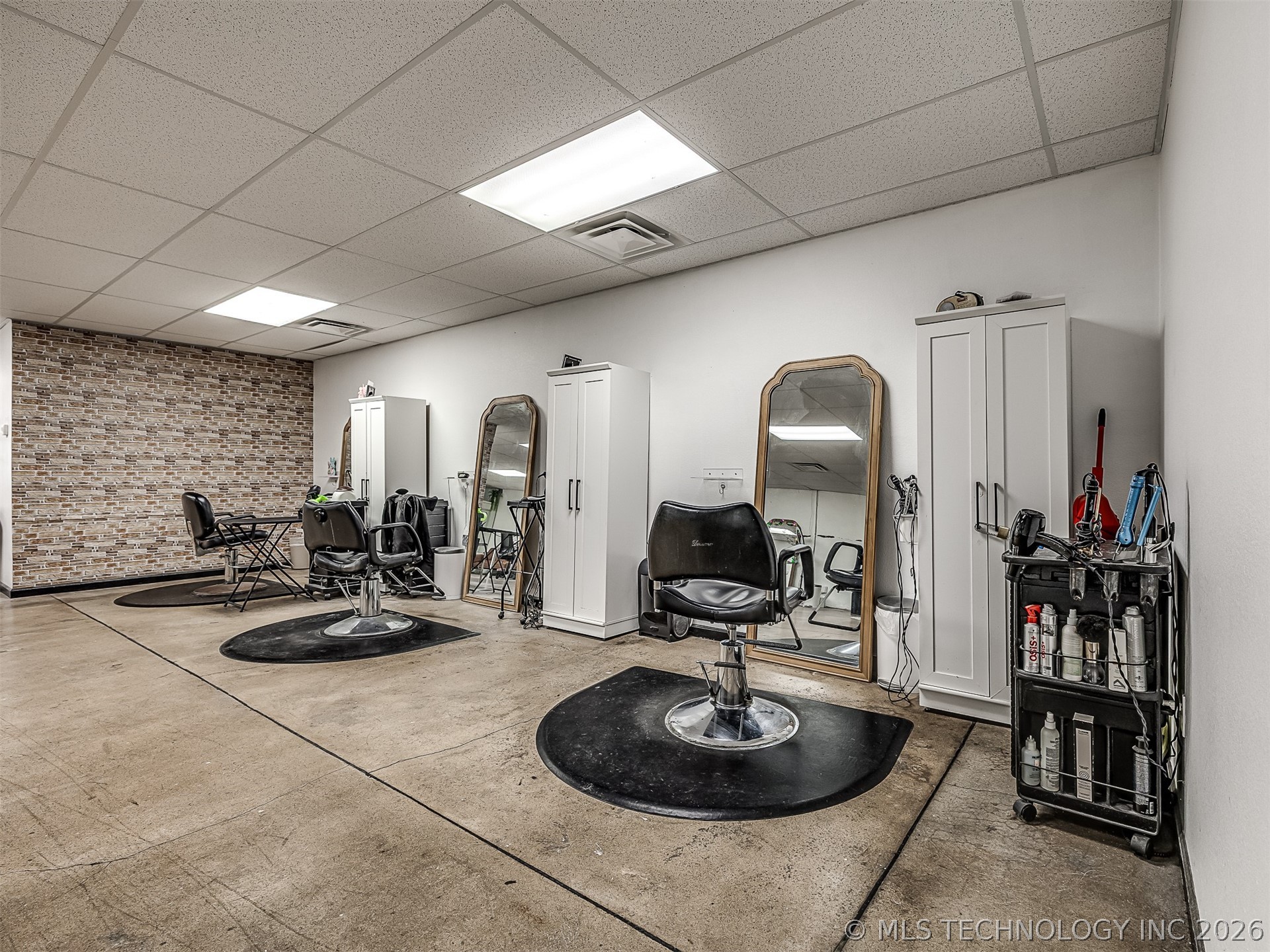 206 E Rogers Boulevard Skiatook OK 74070